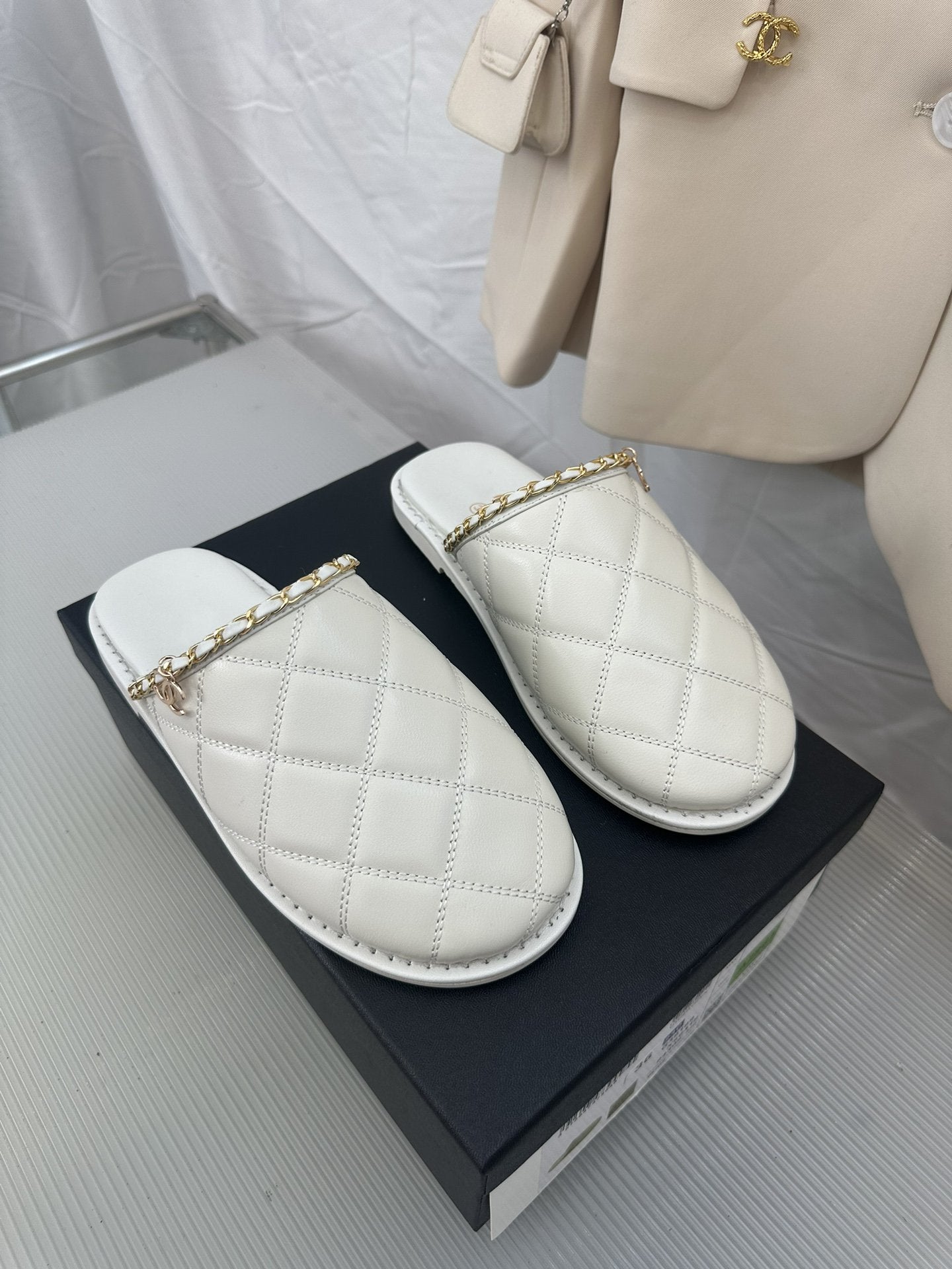 CC White Lambskin Gold Chain Mules