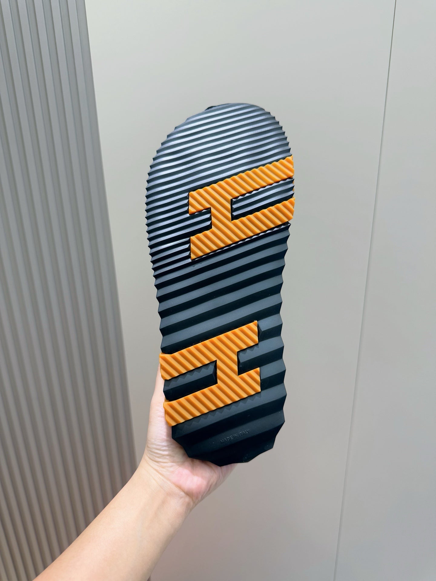 HM Men's Infra Slide Black Brown Cowhide  599991