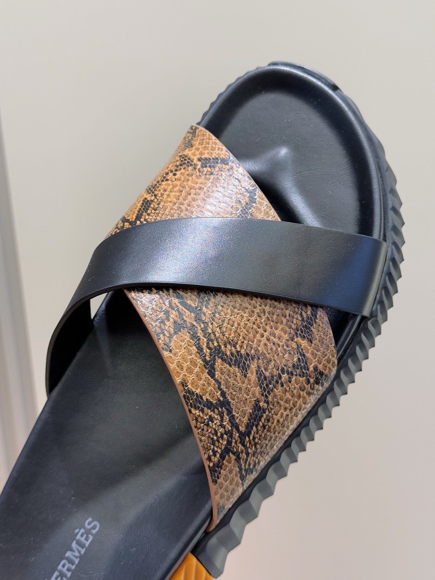 HM Men's Infra Slide Black Brown Cowhide  599991