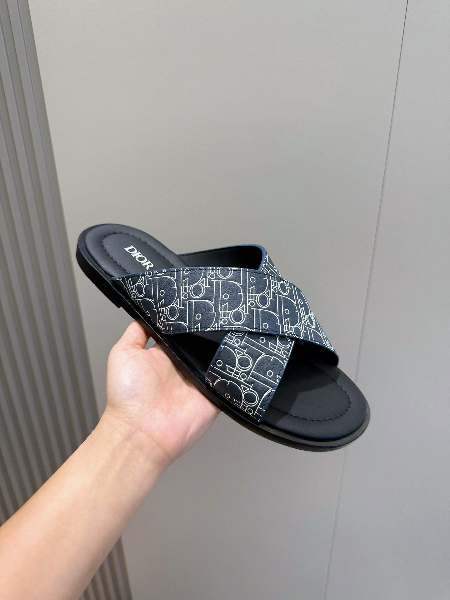 CD Alias Slide Blue Cowhide 643232