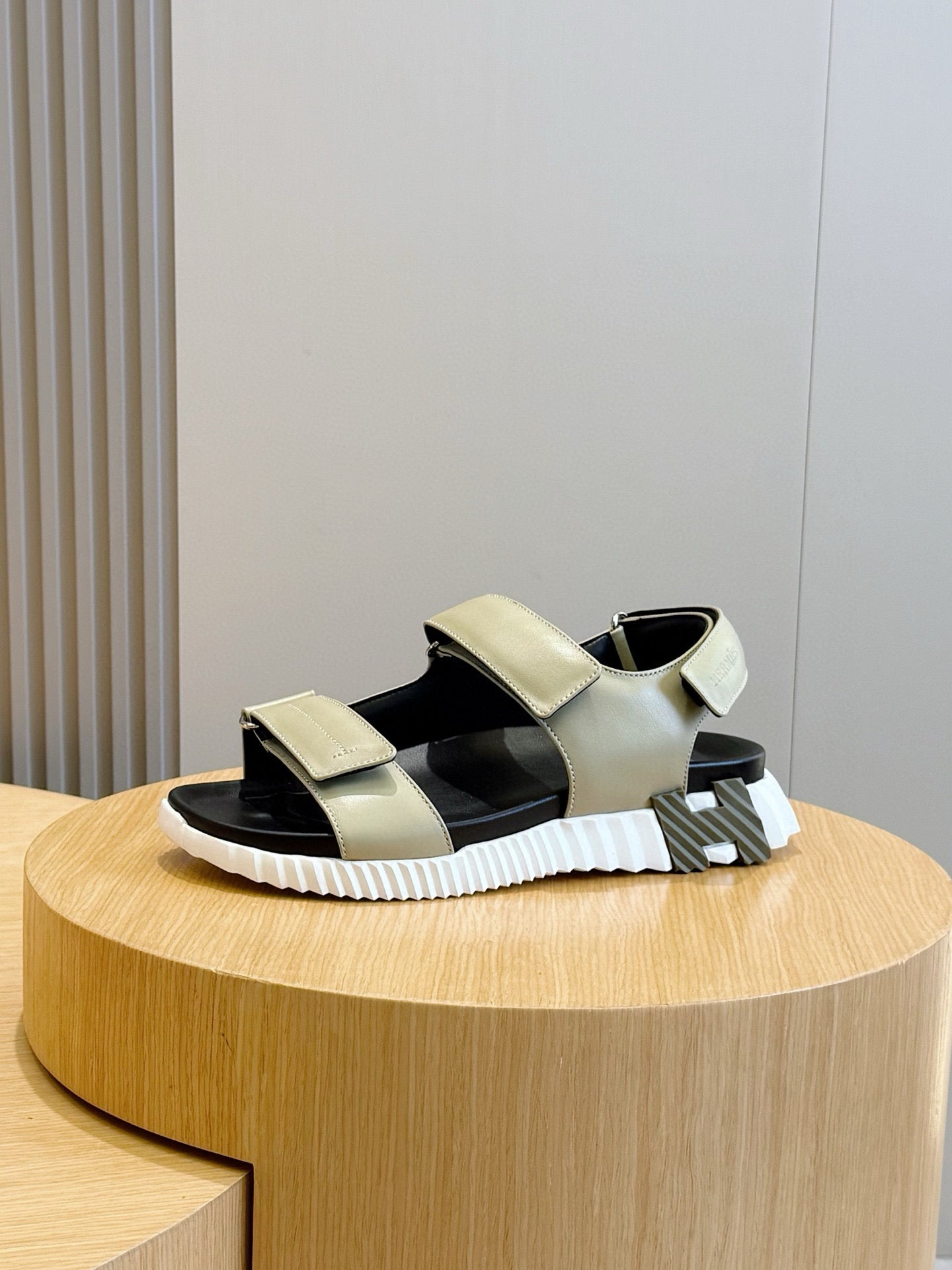 HM Men's Junior Sandal Olive Green Calfskin 643240