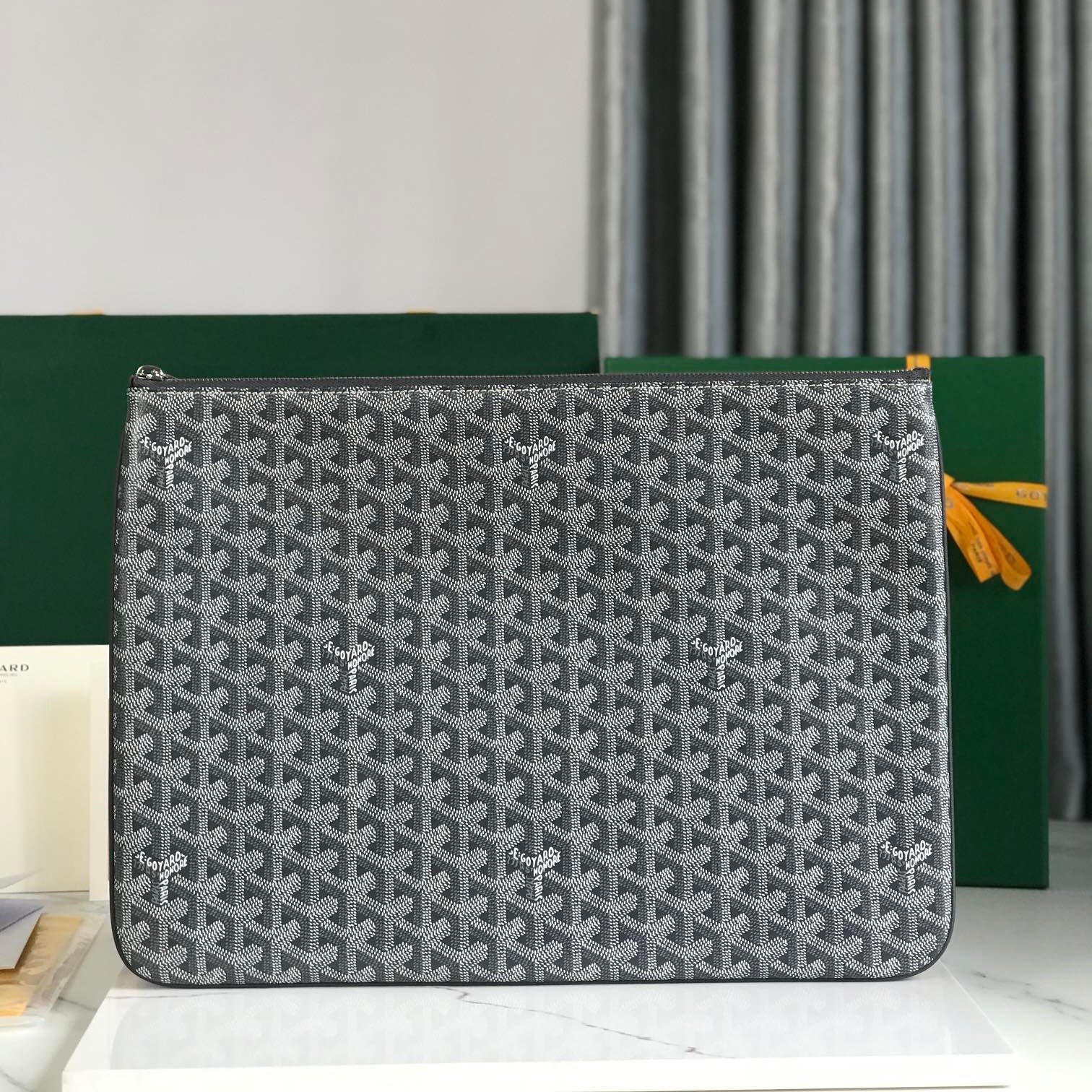 SÃ‰NAT MGM POUCH 40 IN GREY GOYARDINE CANVAS