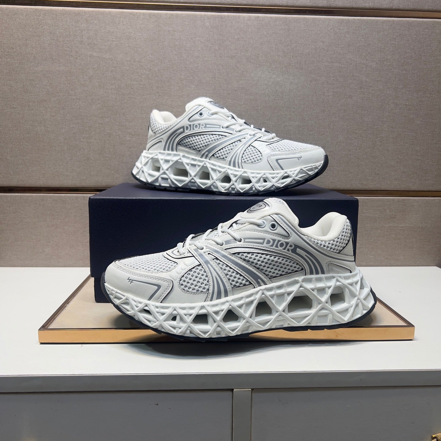 CD 25 B35 Sneaker White Mesh Rubber 649673