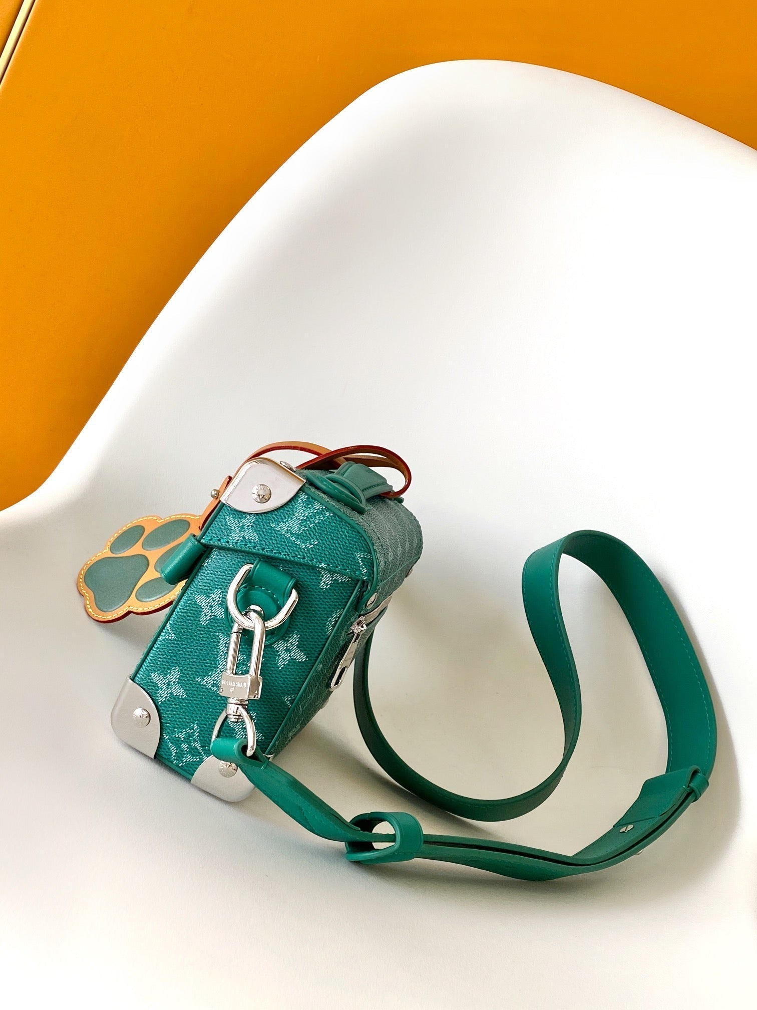 LV Soul Trunk handbag 19cm Green mix White Canvas Leather 252098