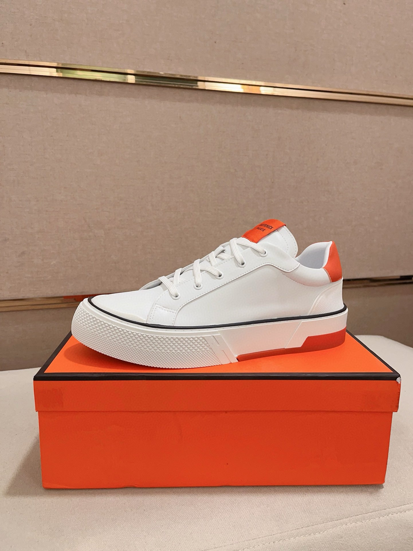HM Men's Sneaker White Mix Orange Cowhide 564408