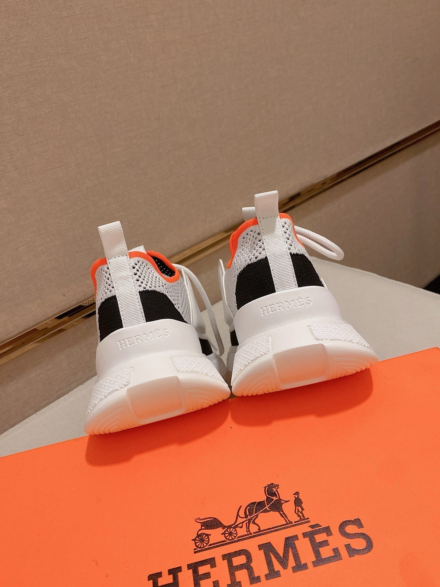 HM Men's Expert Sneaker White Flyknit With Leather 573339