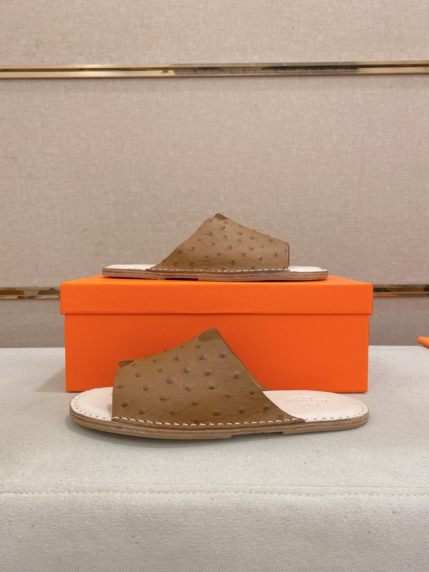 HM Men's Slide Brown Cowhide 645106