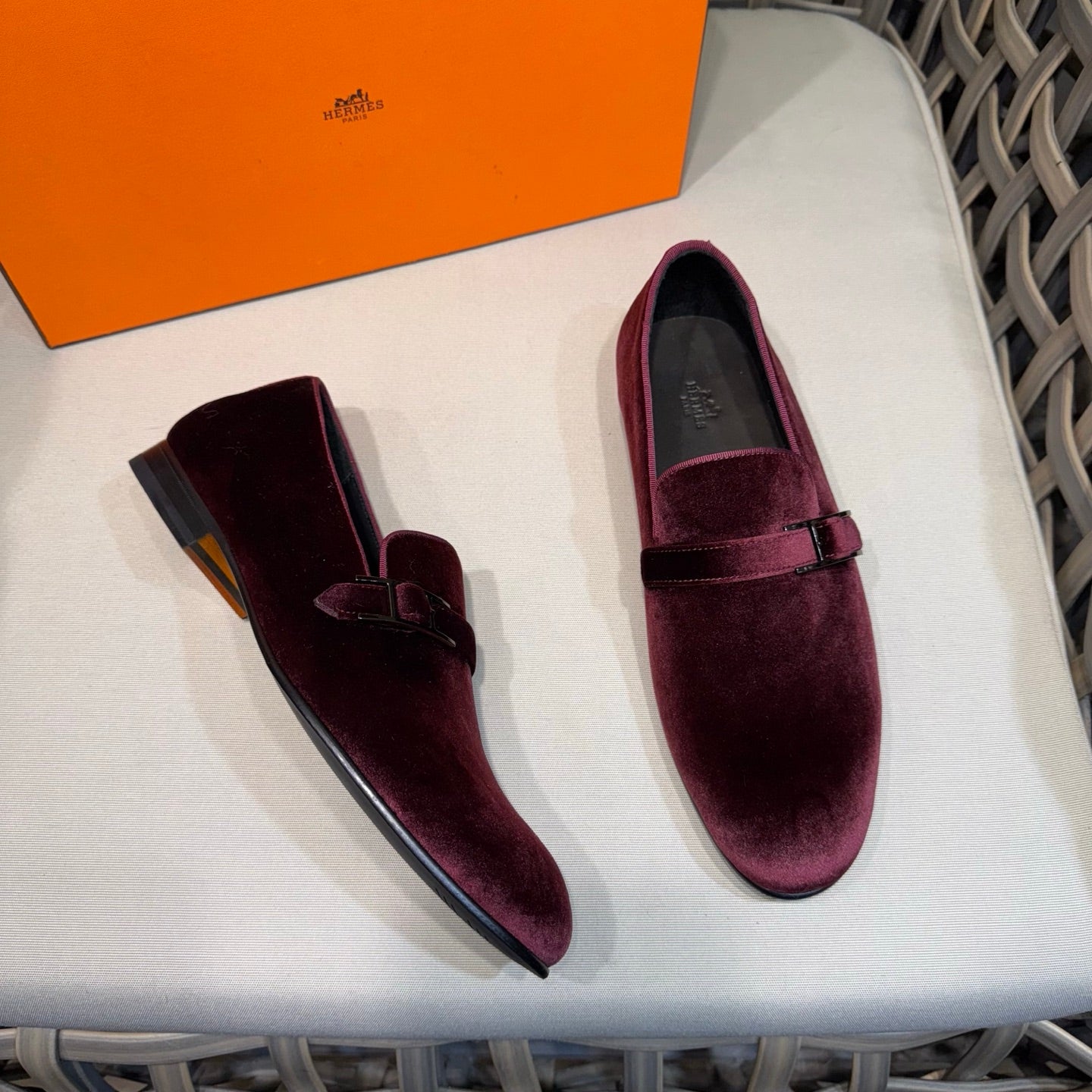 HM Men's Loafers Red Velvet 675414