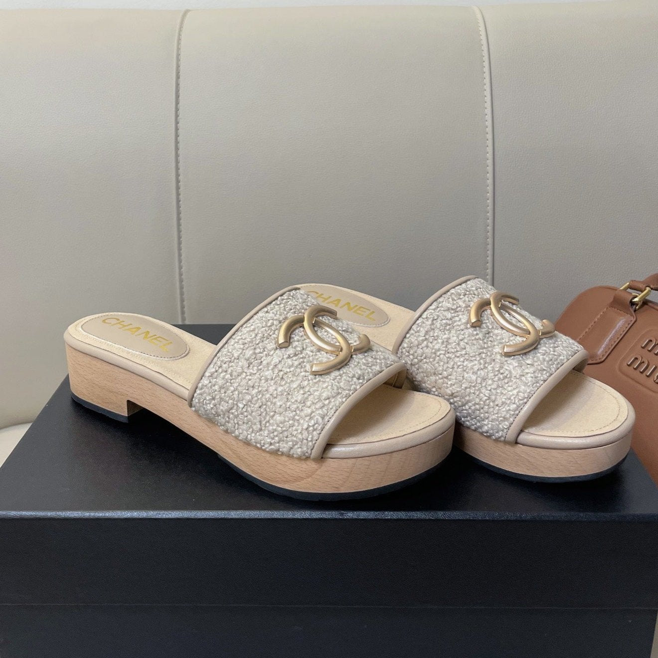 cc mule sandal 45 grey tweed beige calfskin