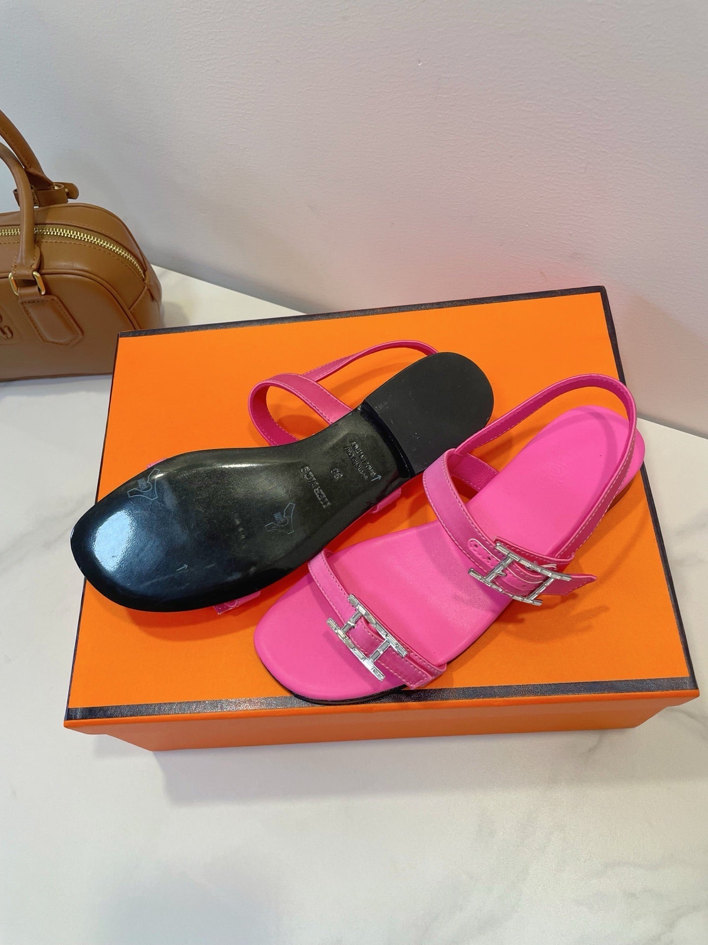 HM Paris Sandals Pink Lamskin 374213