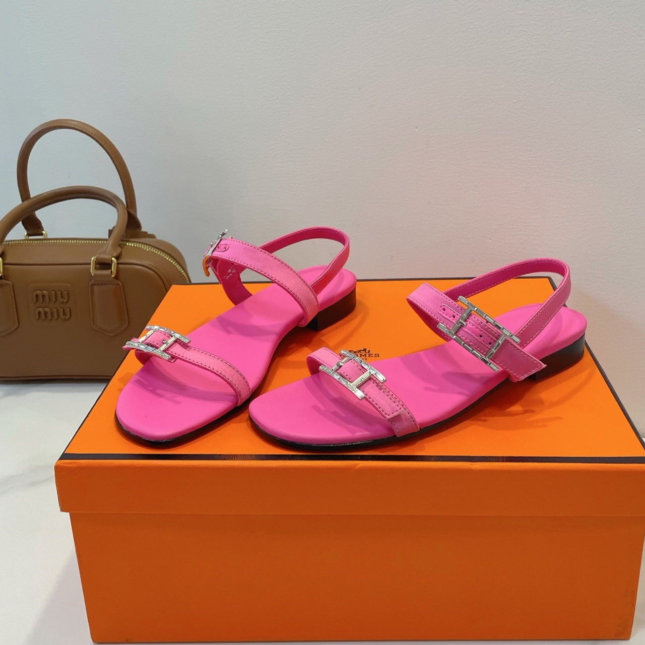 HM Paris Sandals Pink Lamskin 374213