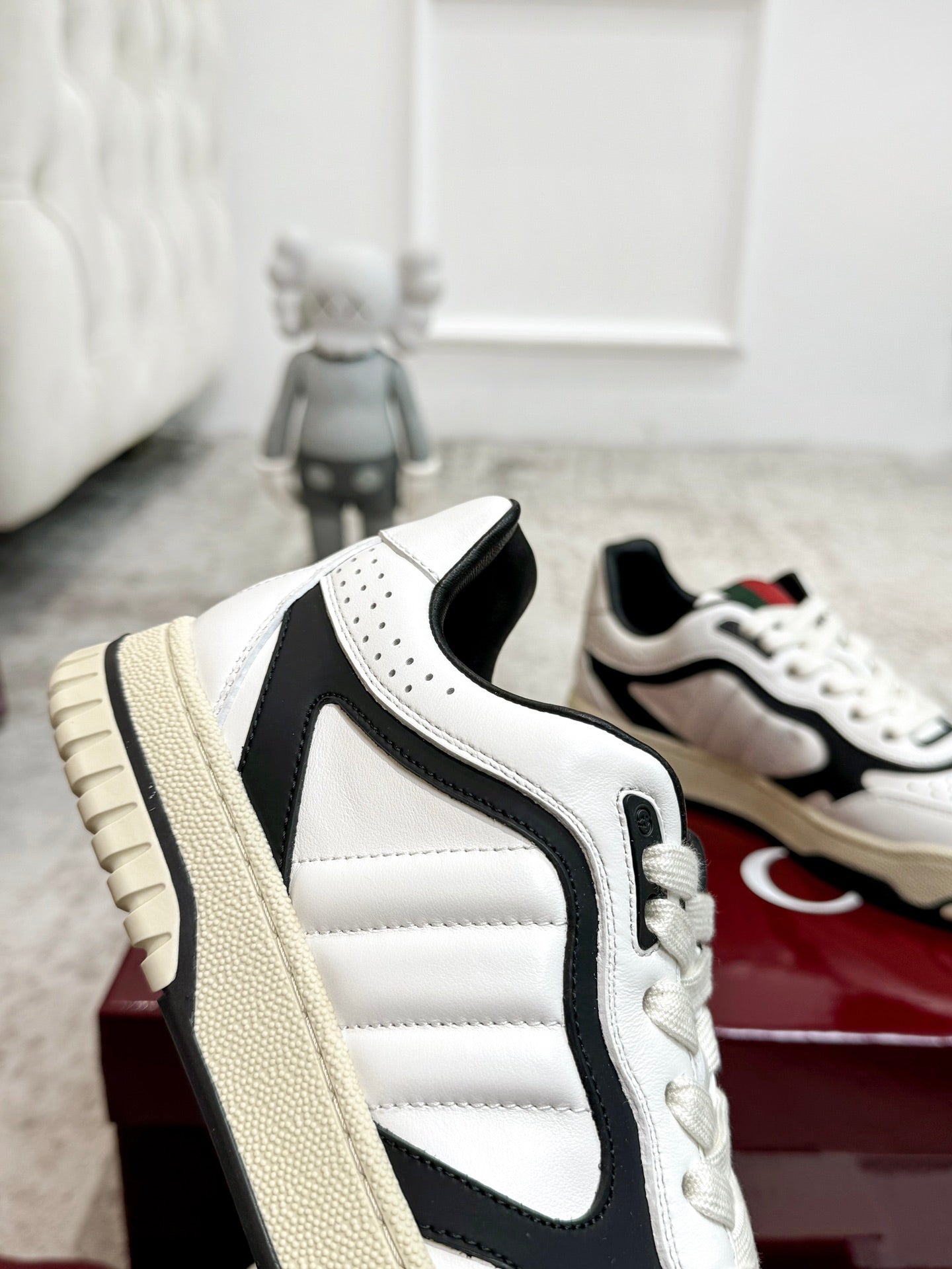 GG Men's Re-Web Sneaker White Black Calfskin 534247