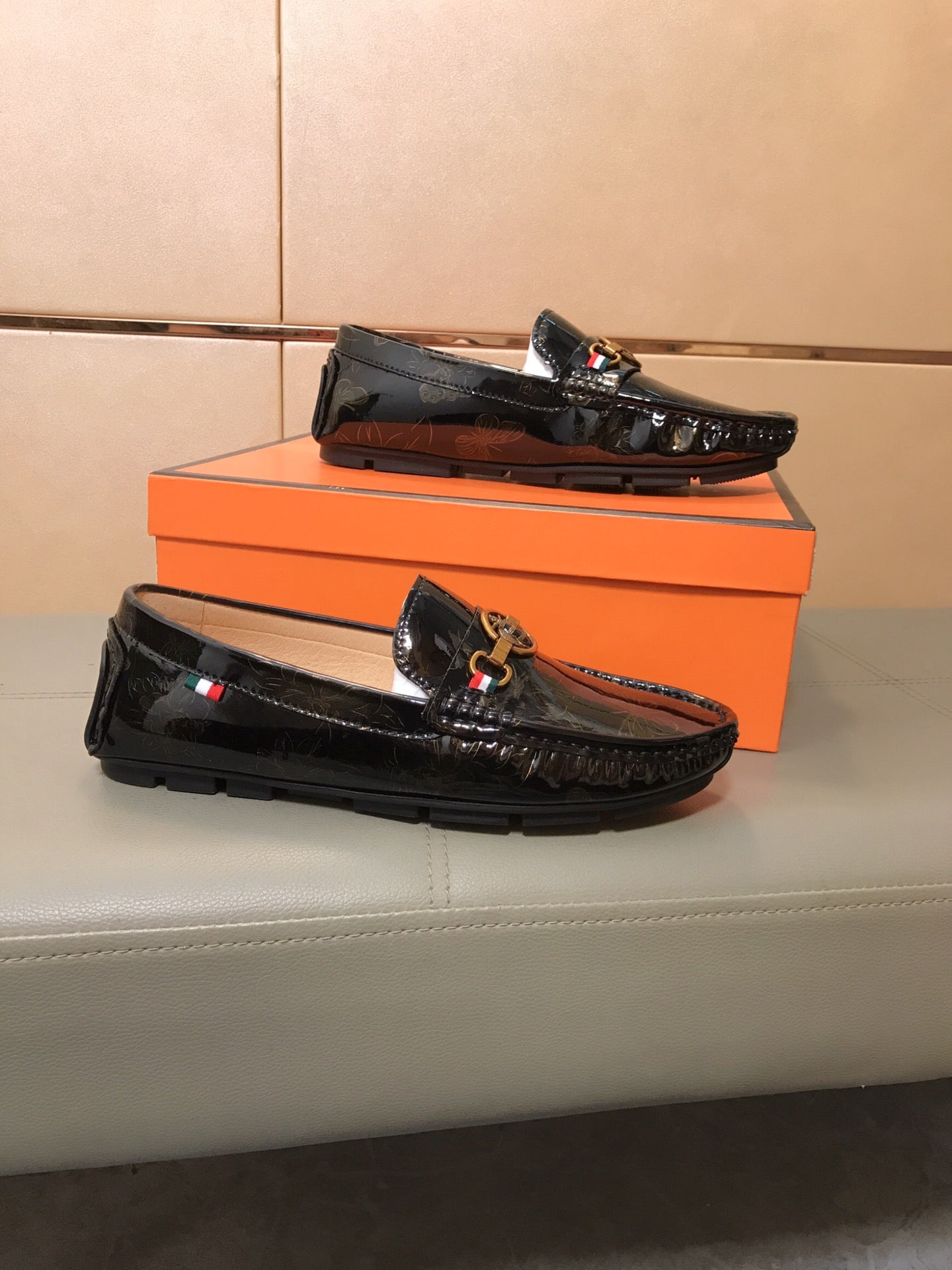 GG Men's Loafer Black Patent Leather 532815