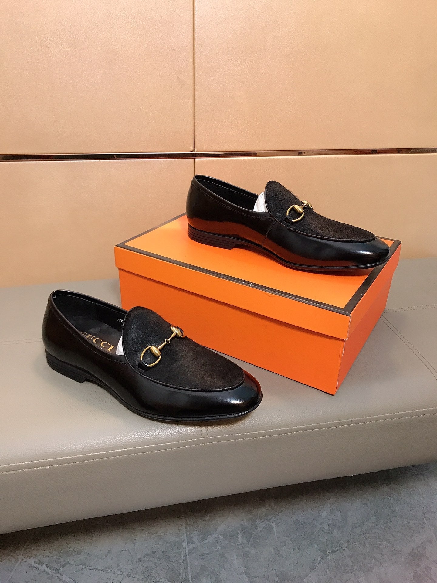 GG Men's Horsebit Loafer Black Patent Leather 541588