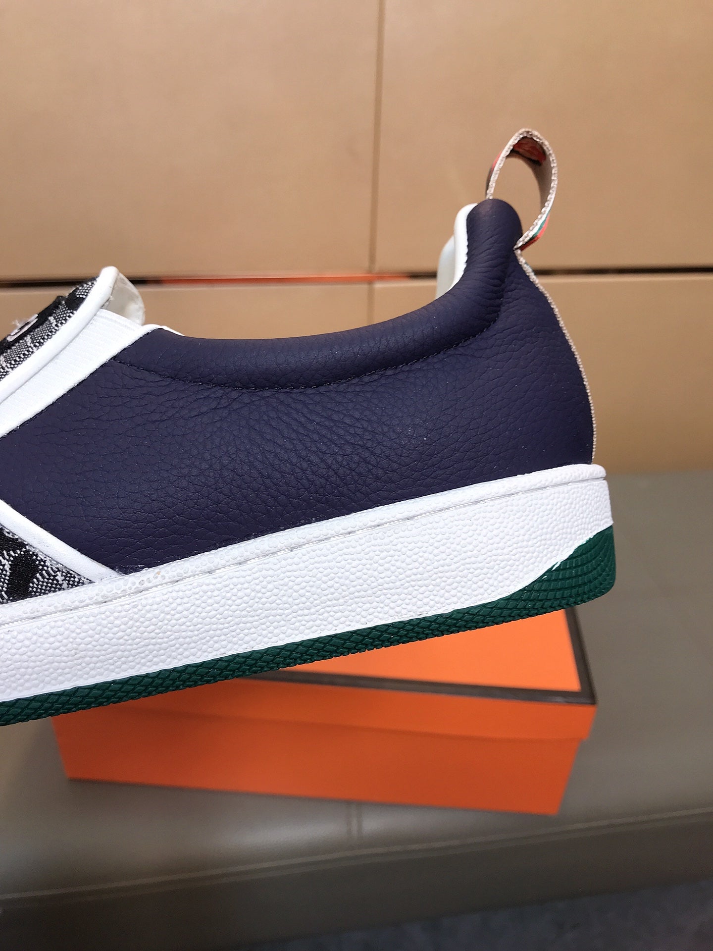 GG Men's Slip On Grey Cowhide Printed Fabric 525191