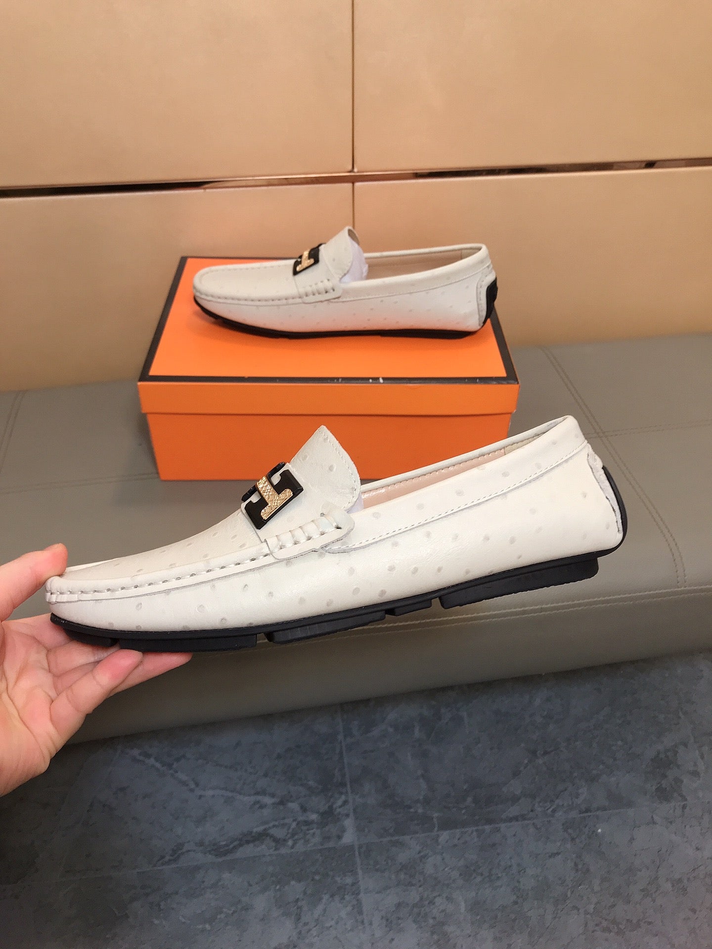 HM Men's Loafer Beige Cowhide 686623