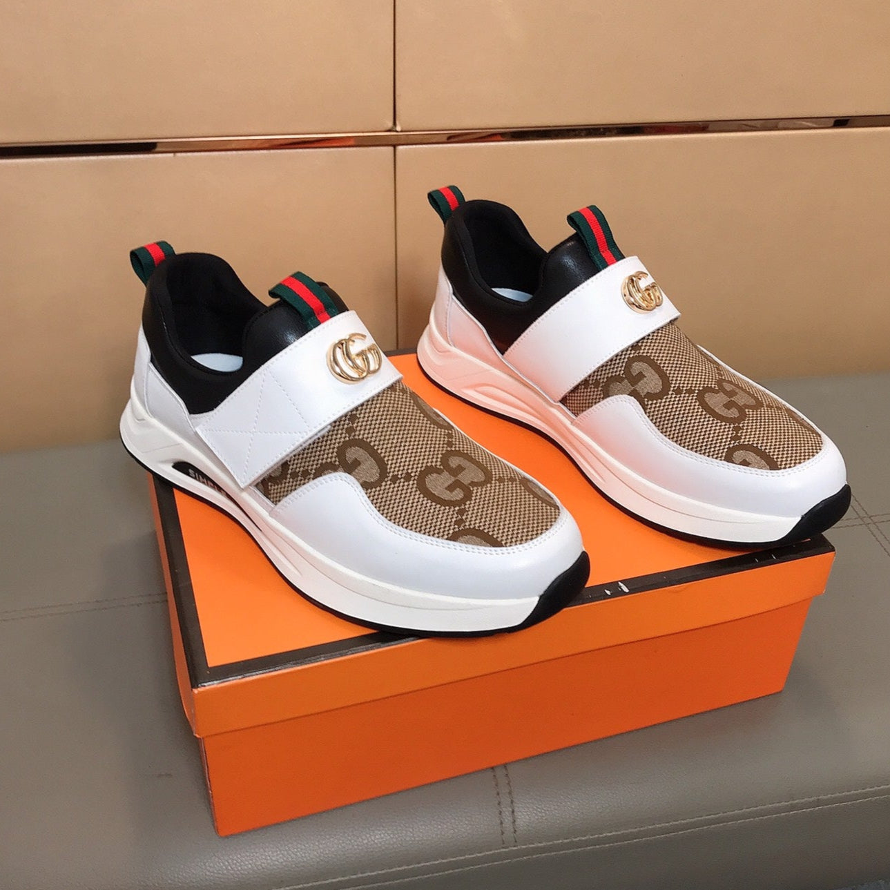 GG Men's Slip on White Brown Cowhide Canvas 530404