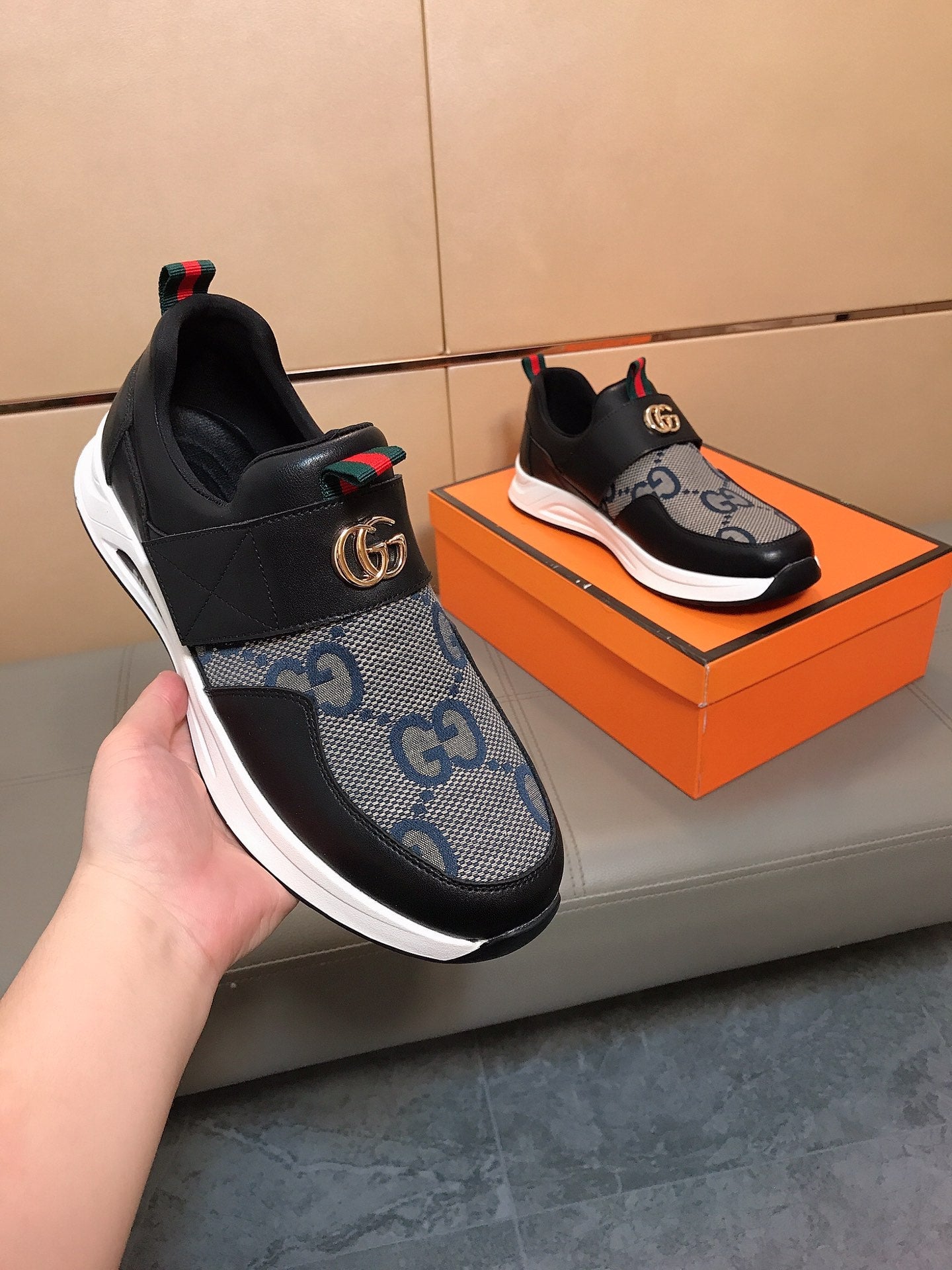 GG Men's Slip on Black Blue Cowhide Canvas 530403