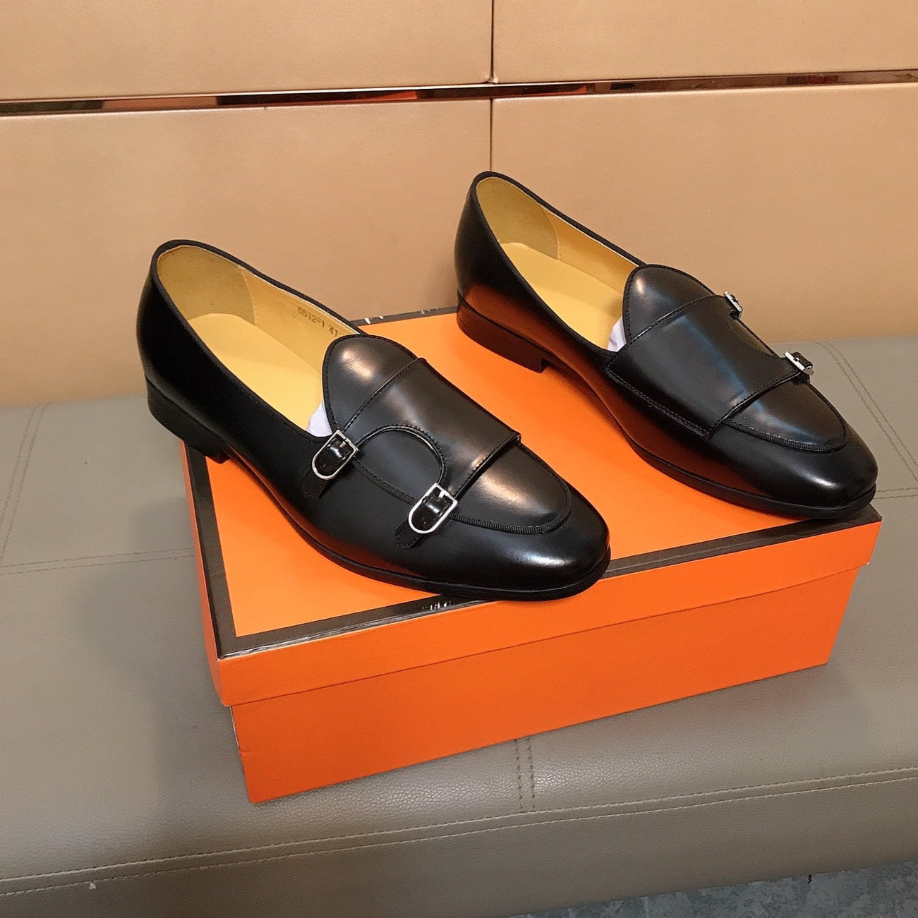 GG Men's Loafer Black Cowhide 551441