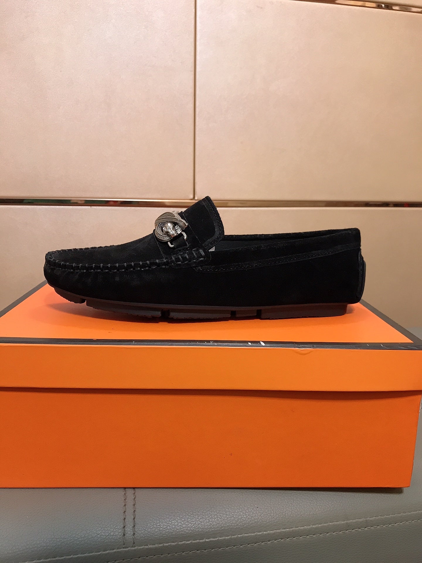 GG Men's 25 Snake Loafer Black Suede 748028