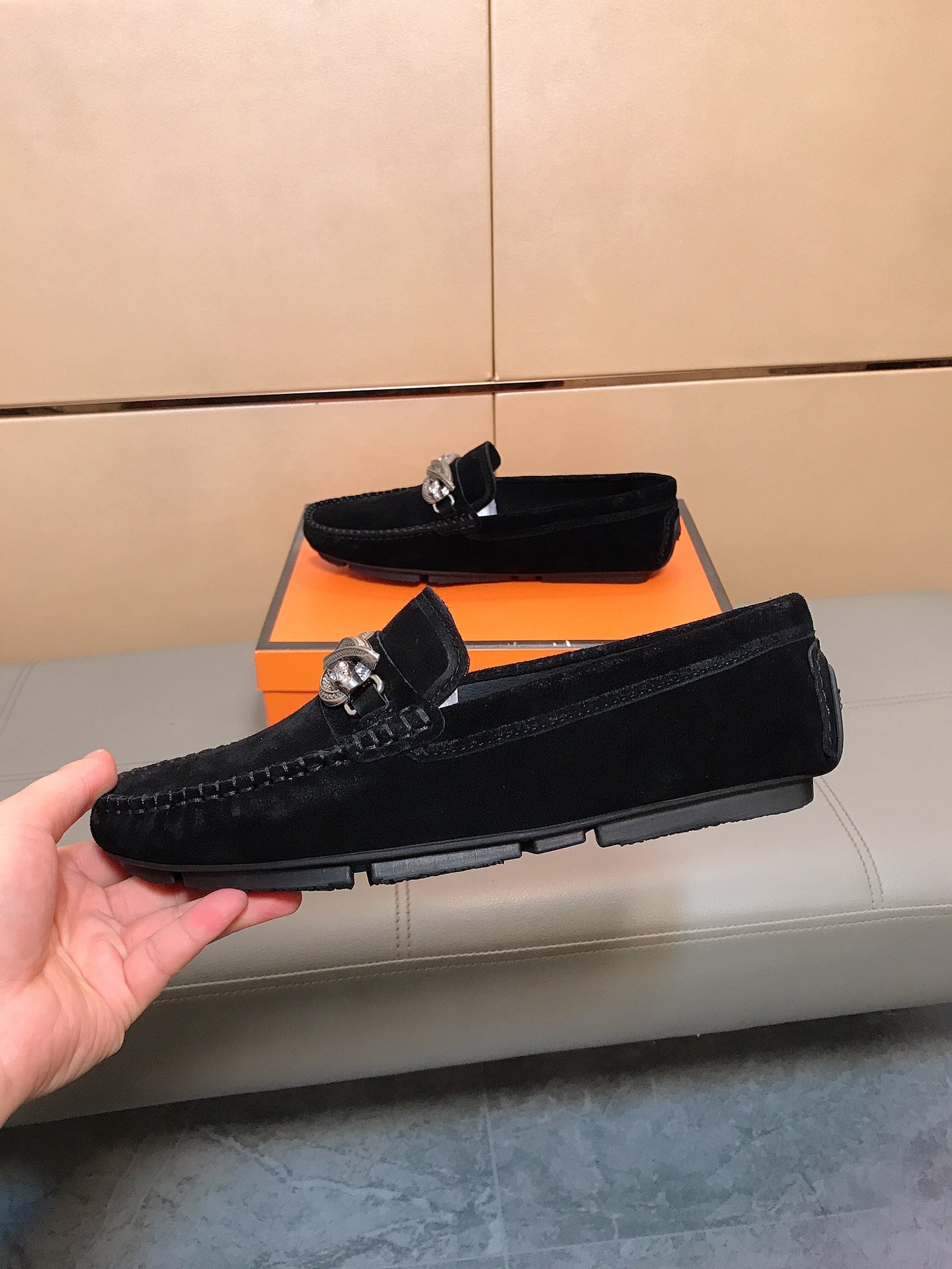 GG Men's 25 Snake Loafer Black Suede 748028