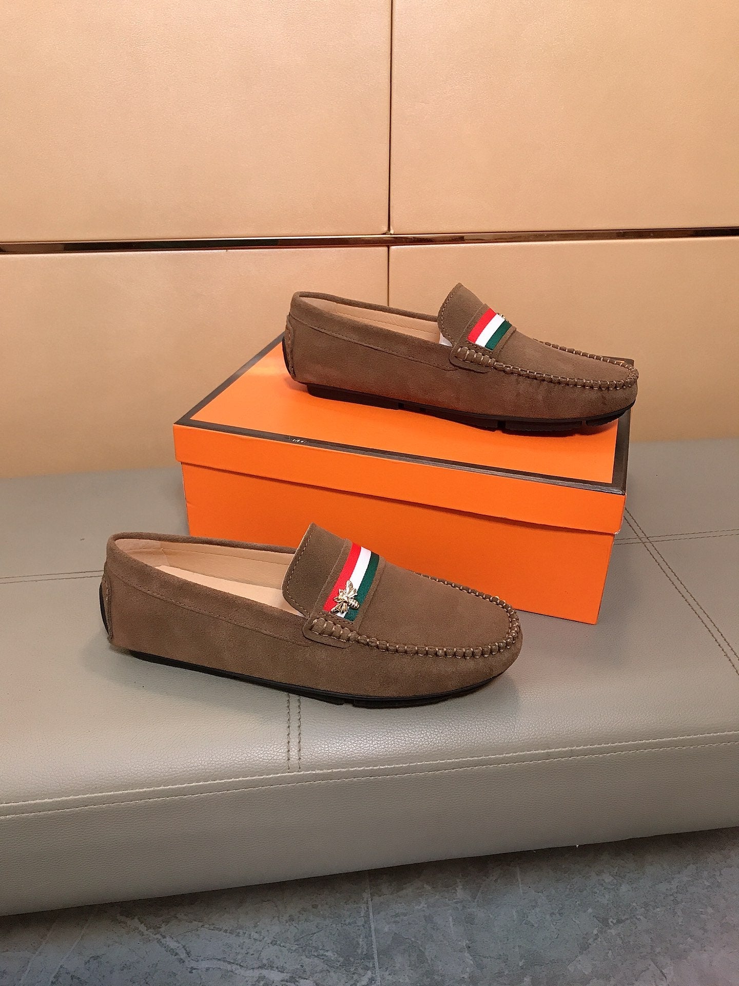 GG Men's Loafer Brown Suede 526673