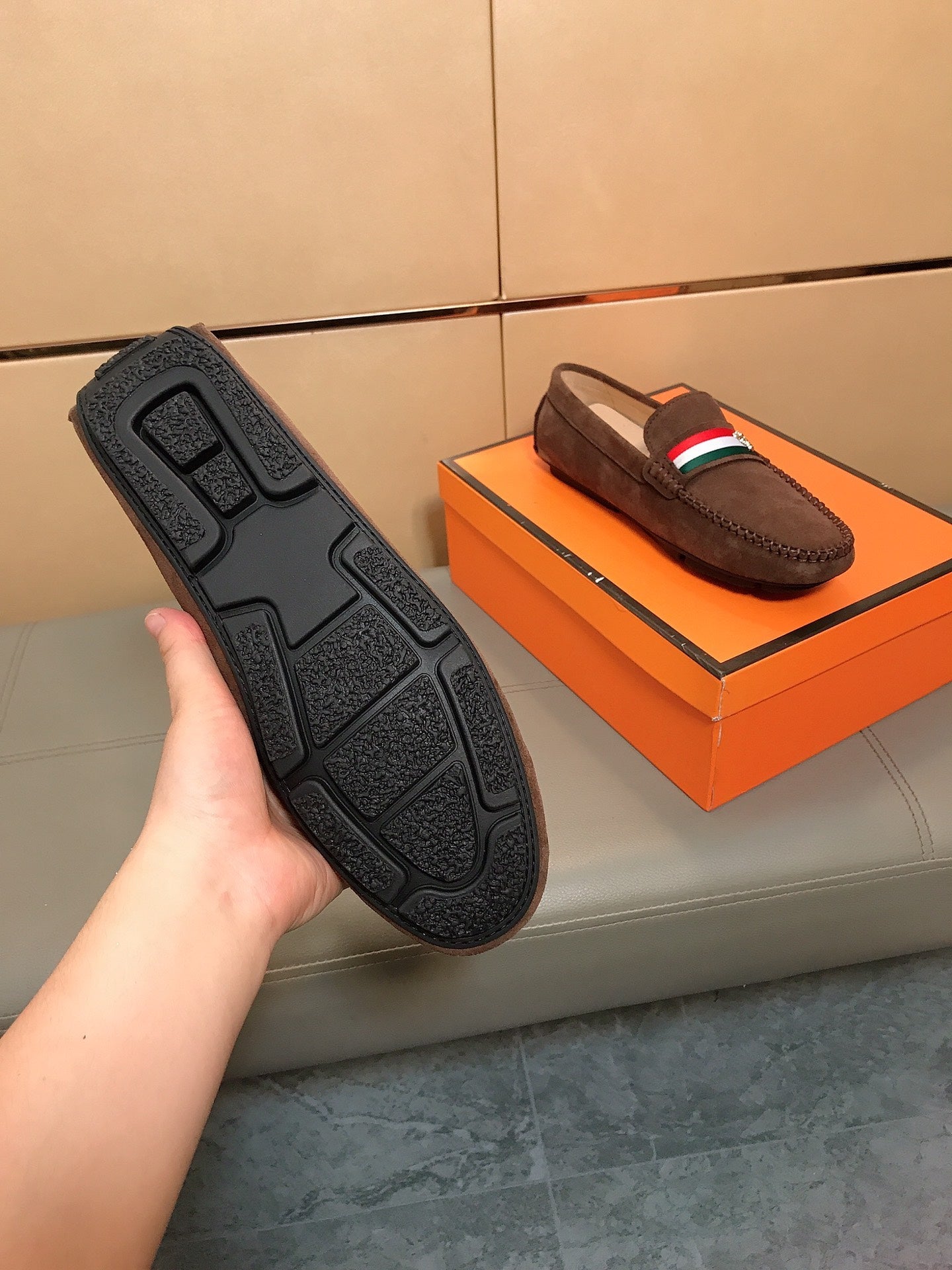 GG Men's Loafer Brown Suede 526681