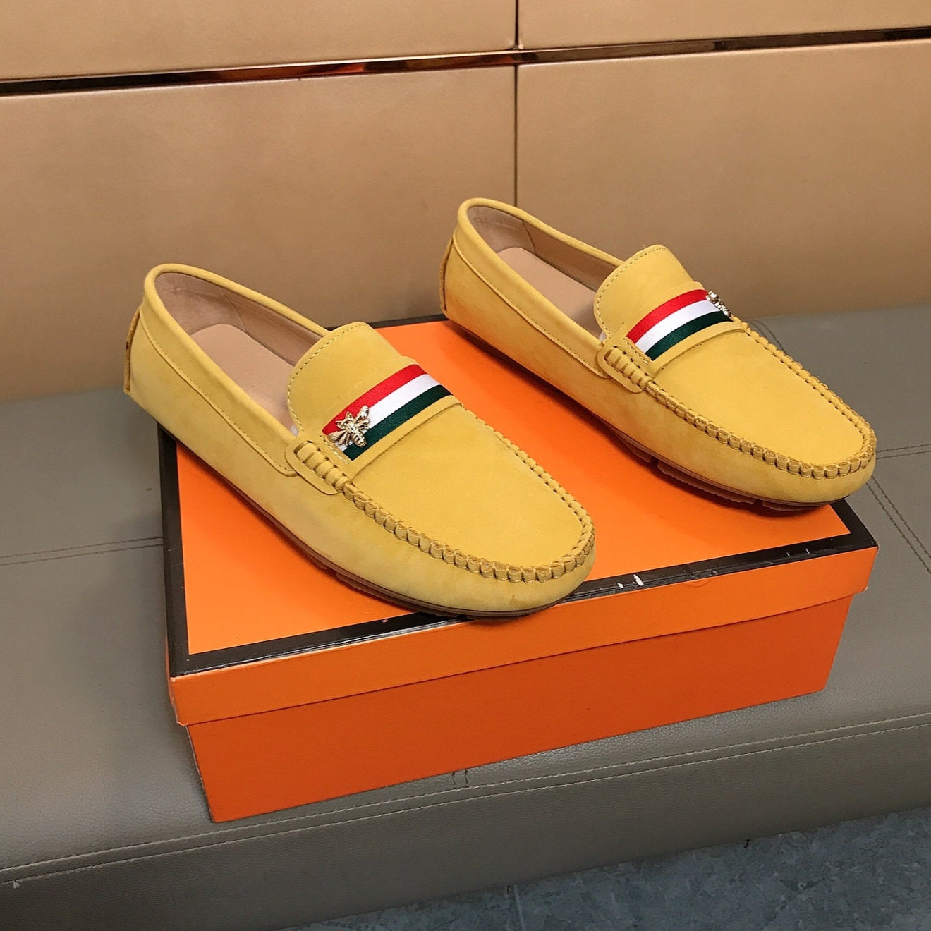 GG Men's Loafer Yellow Suede 526674