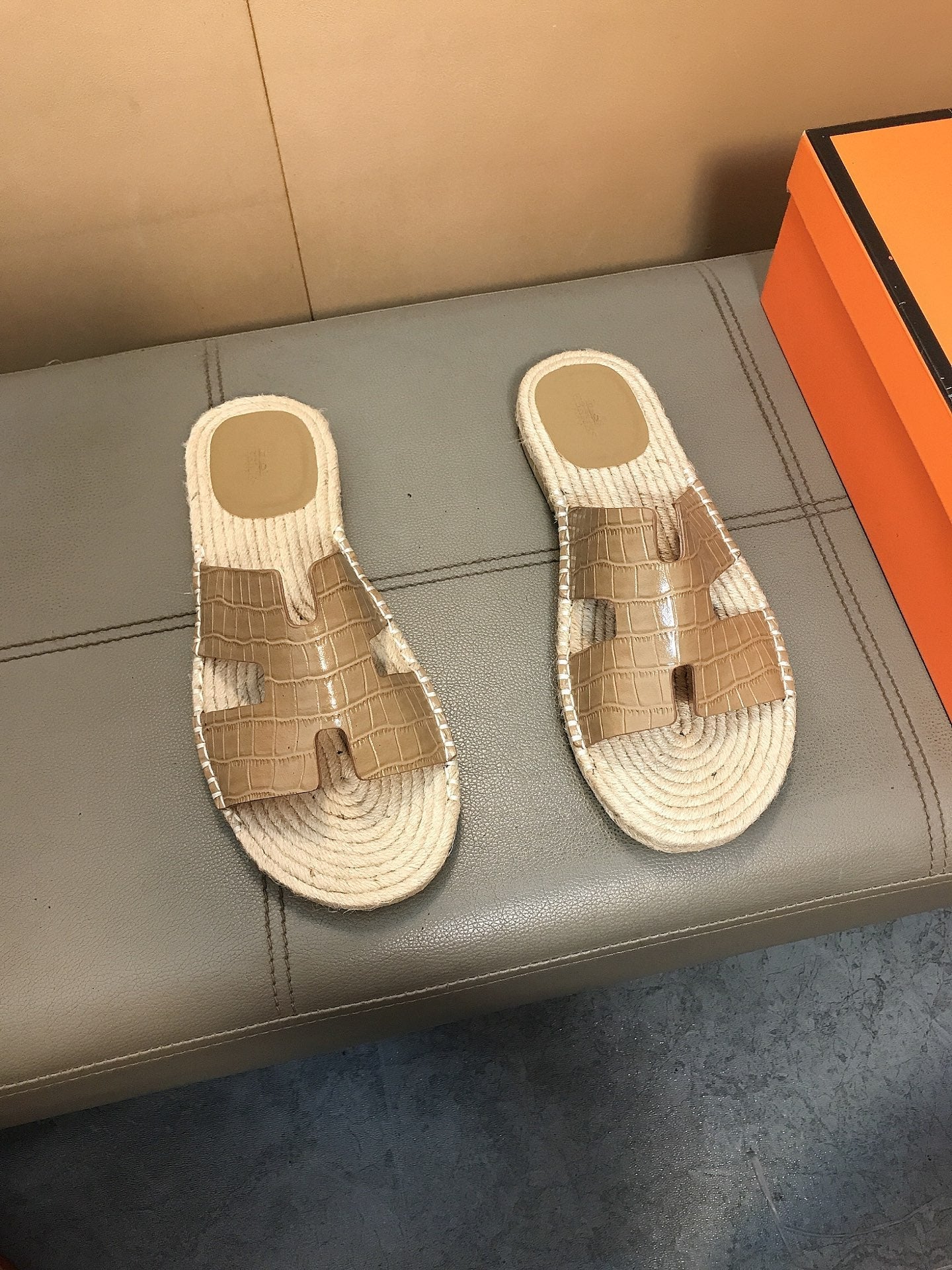 HM Men's Antigua Espadrille Light Brown Embossed Cowhide 704131