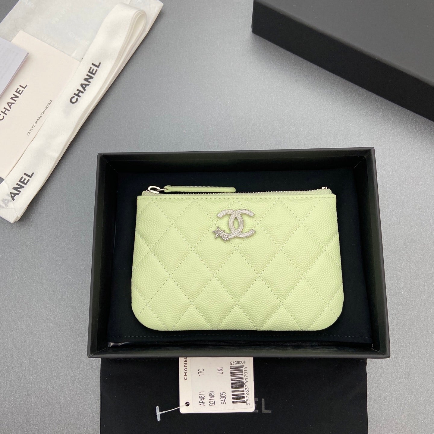 Chanel 25 Pouch 15cm Grained Calfskin 325090