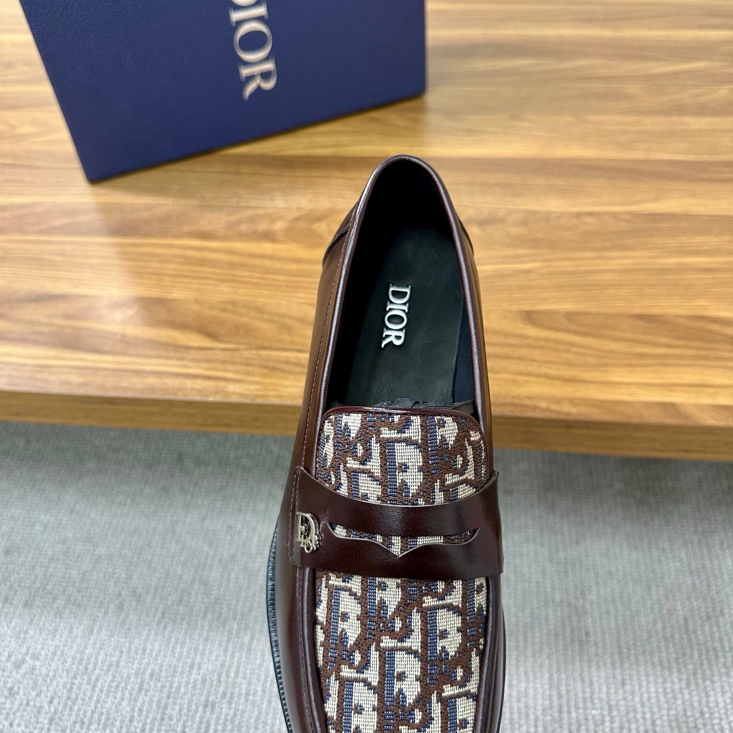 CD Timeless Loafer Brown Technical Fabric Cowhide 638621