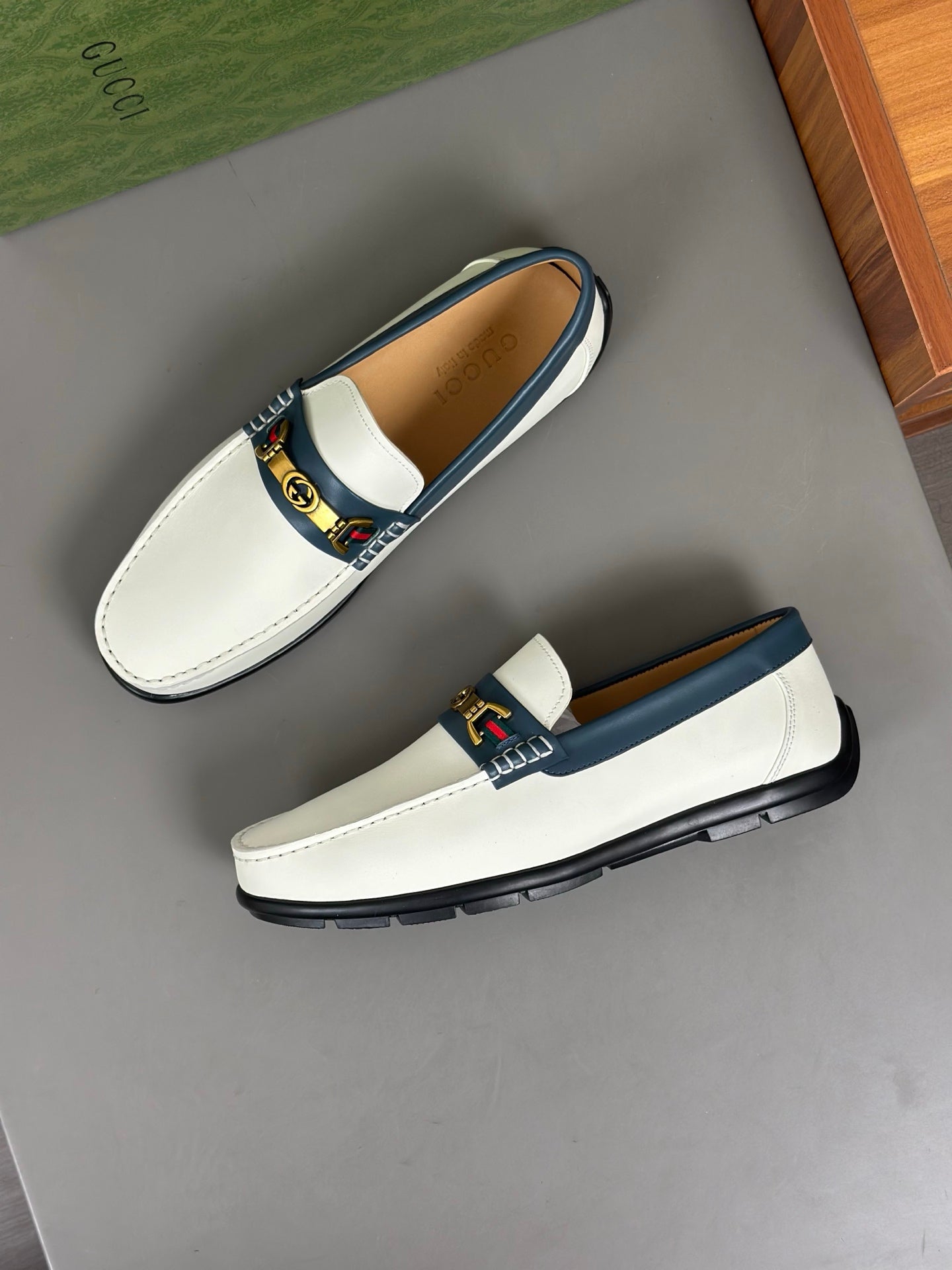 GG Men's Loafer White Cowhide 573507