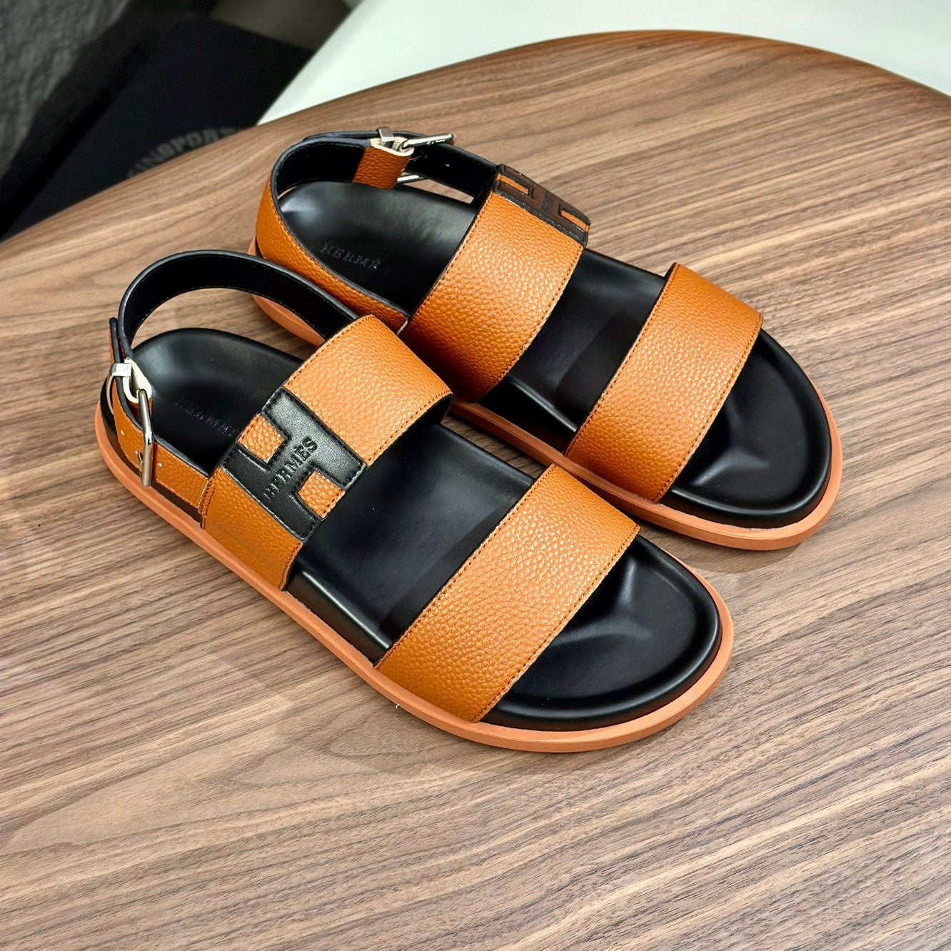 HM Men's Sandals Orange Cowhide 684857