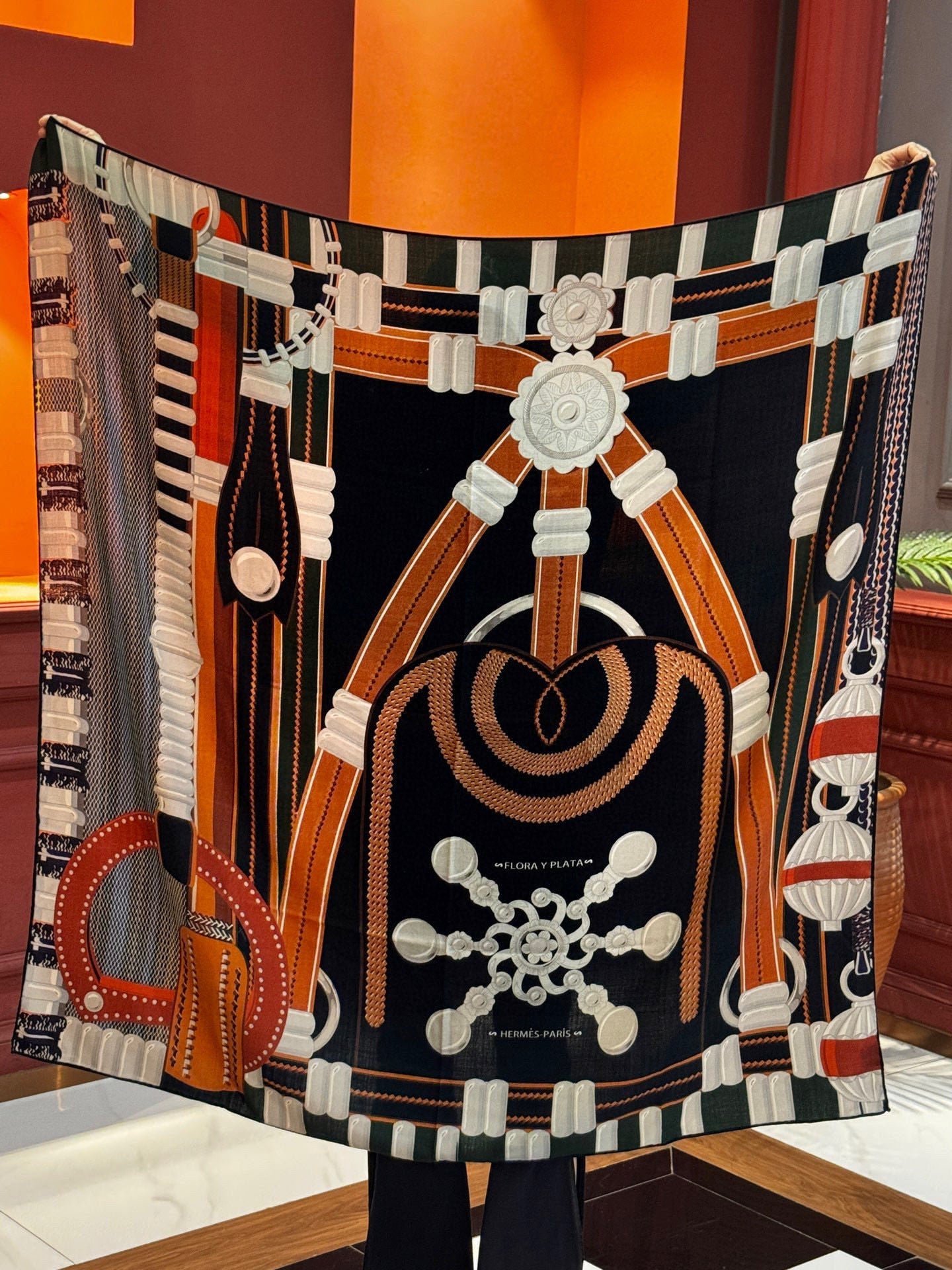 HM Dressage Tressage 140 CM Black Orange Colorful Cashmere And Silk 293243