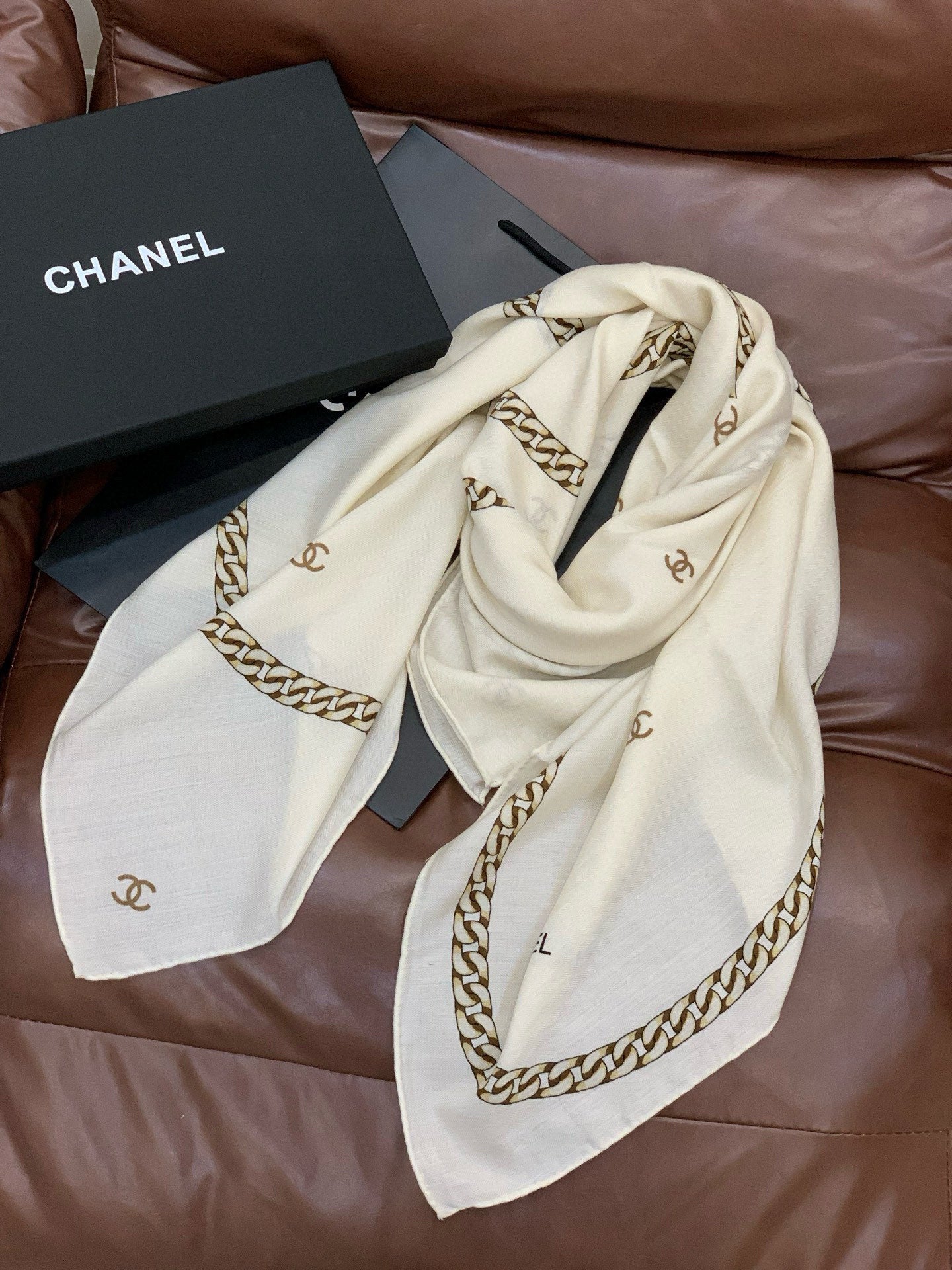 CC 25 Scarf 140cm White Cashmere 293264