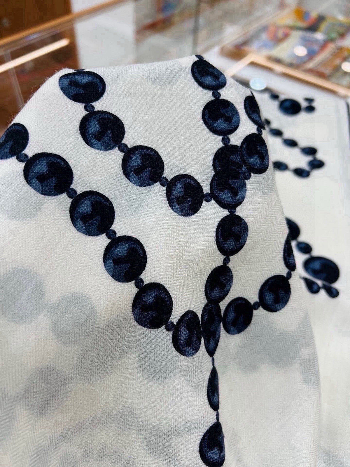 Chanel 2026 Pearl Scarf 140cm Black White Silk And Cashmere 214951