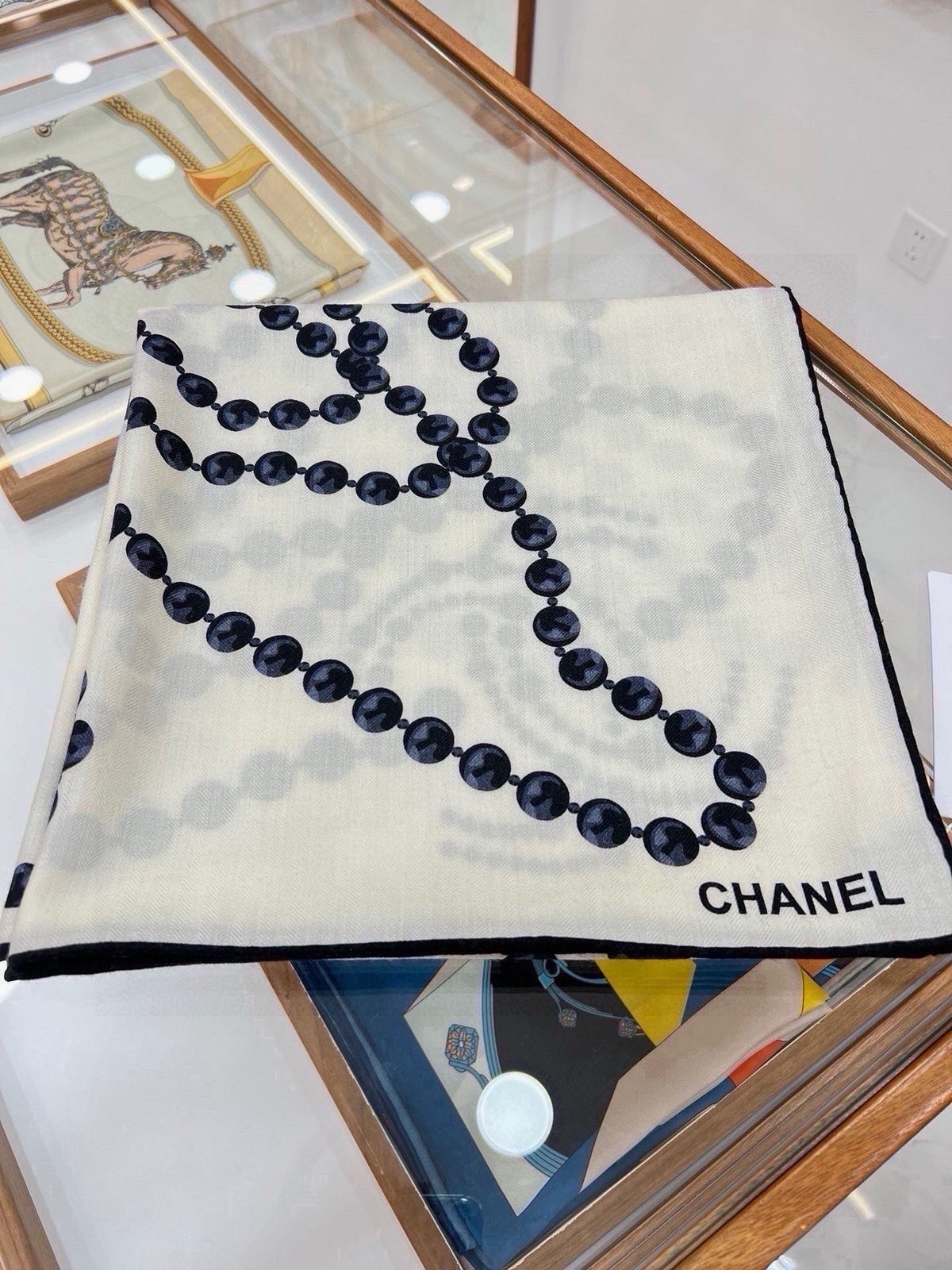 Chanel 2026 Pearl Scarf 140cm Black White Silk And Cashmere 214951