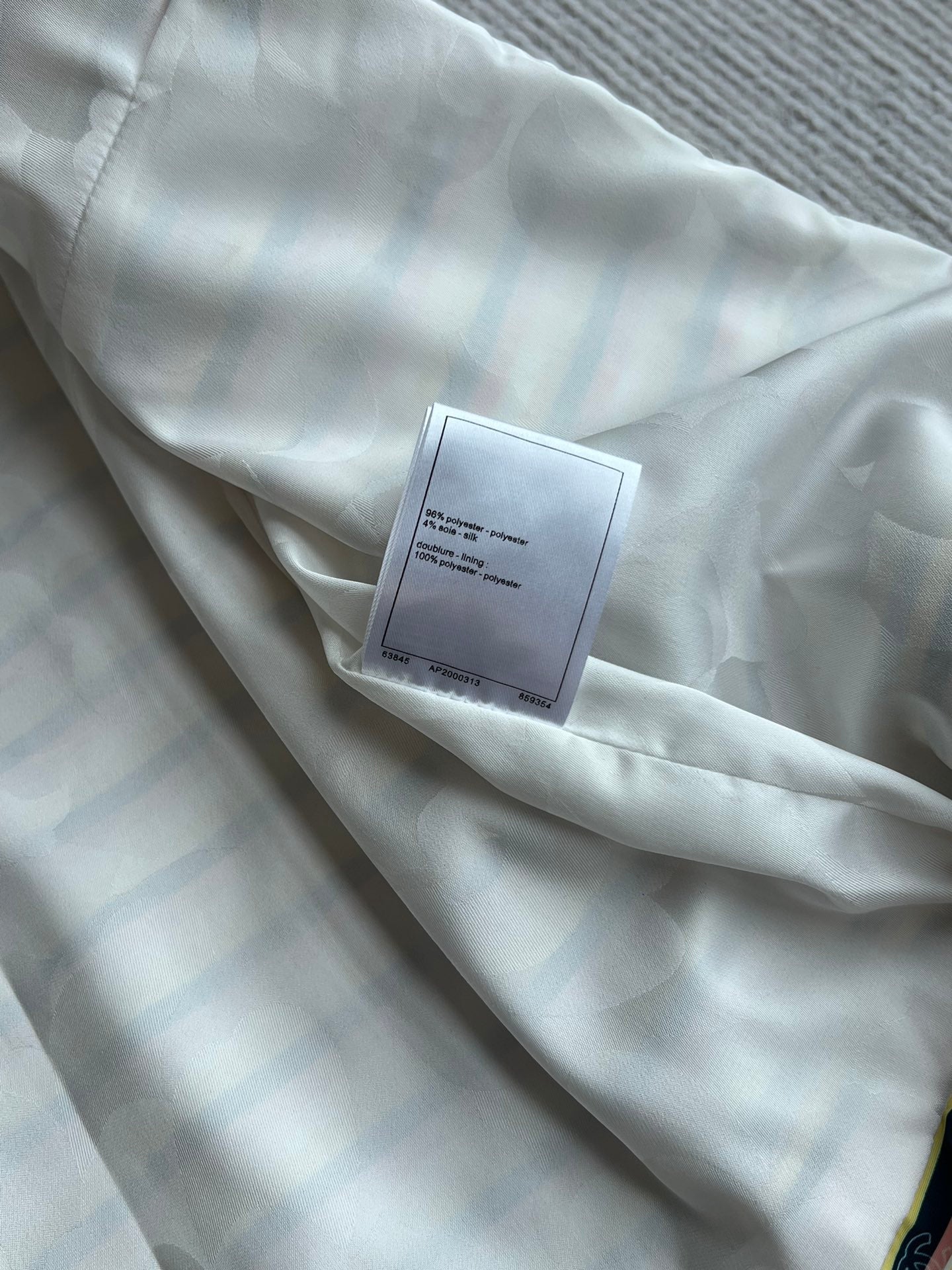 CC 25 Striped Suit Multicolor Polyester Fiber