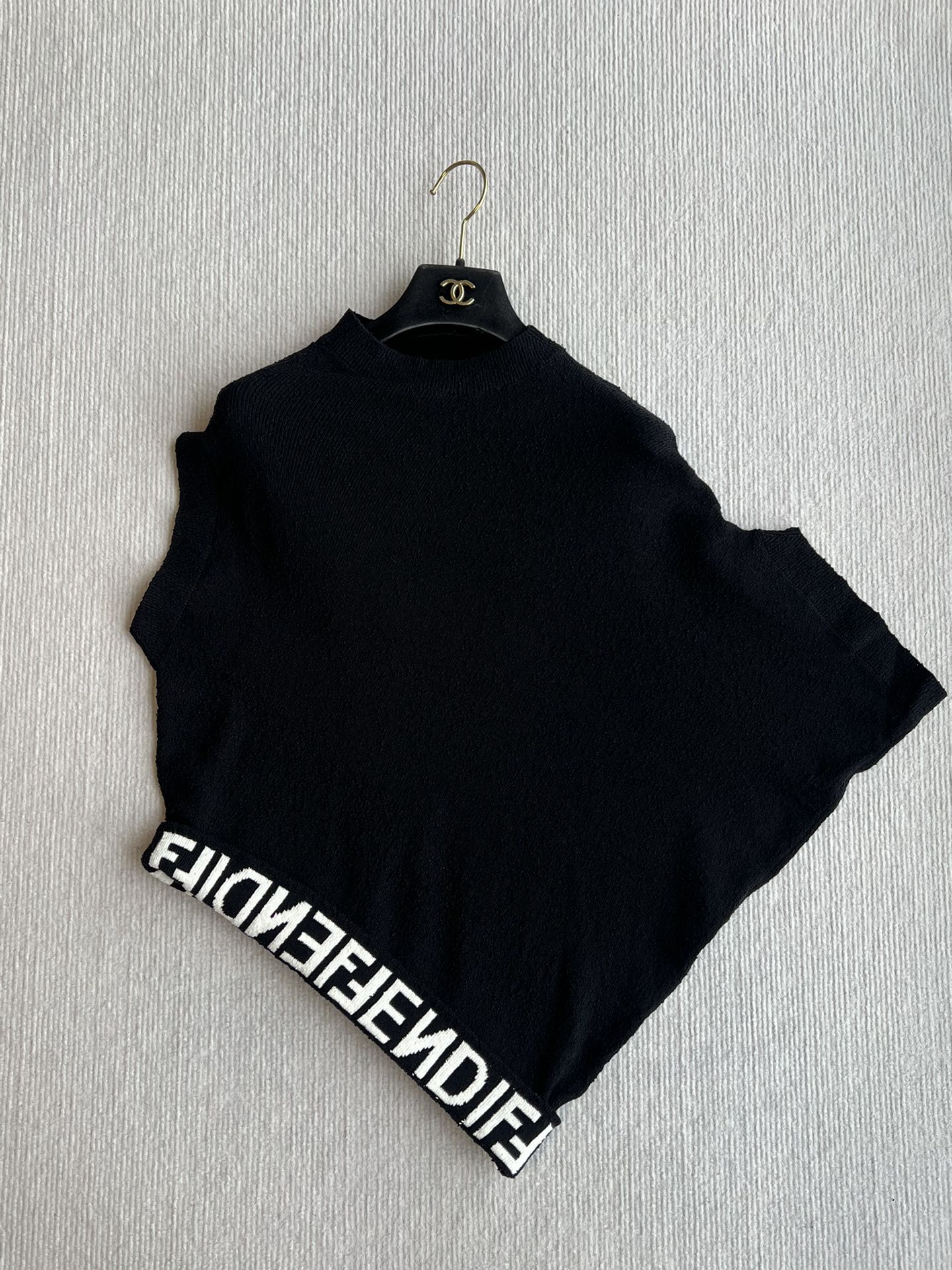 Fendi 25 Asymmetric Hem Cape-sleeved Crewneck Jumper Black Viscose