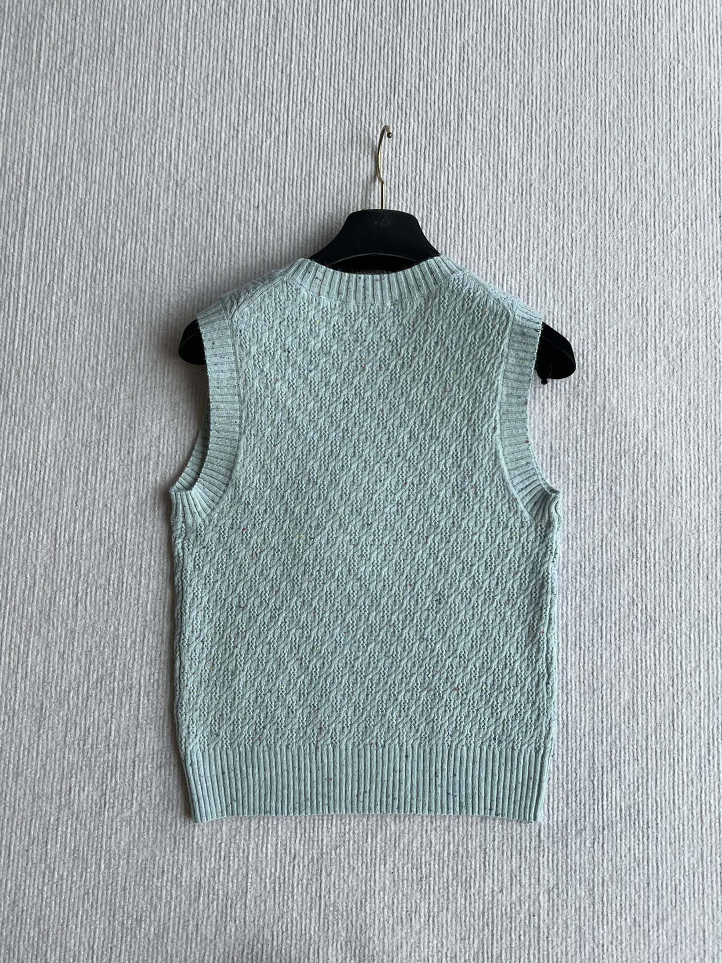 CC 25 Vest Pattern Wool 269549