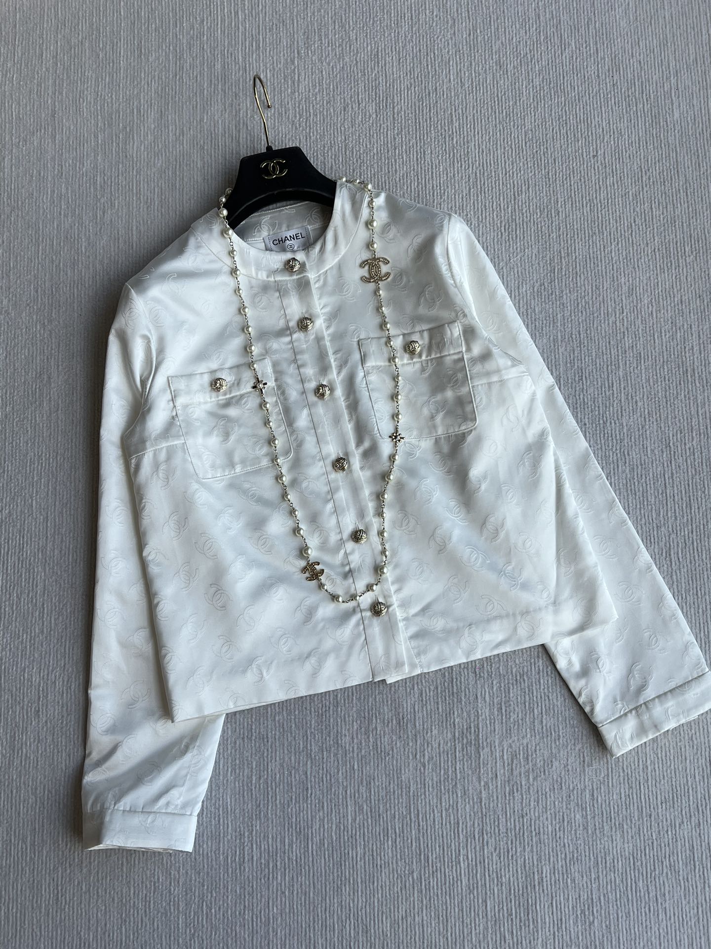 CC 25 Round Neck Jacket White Cotton Silk