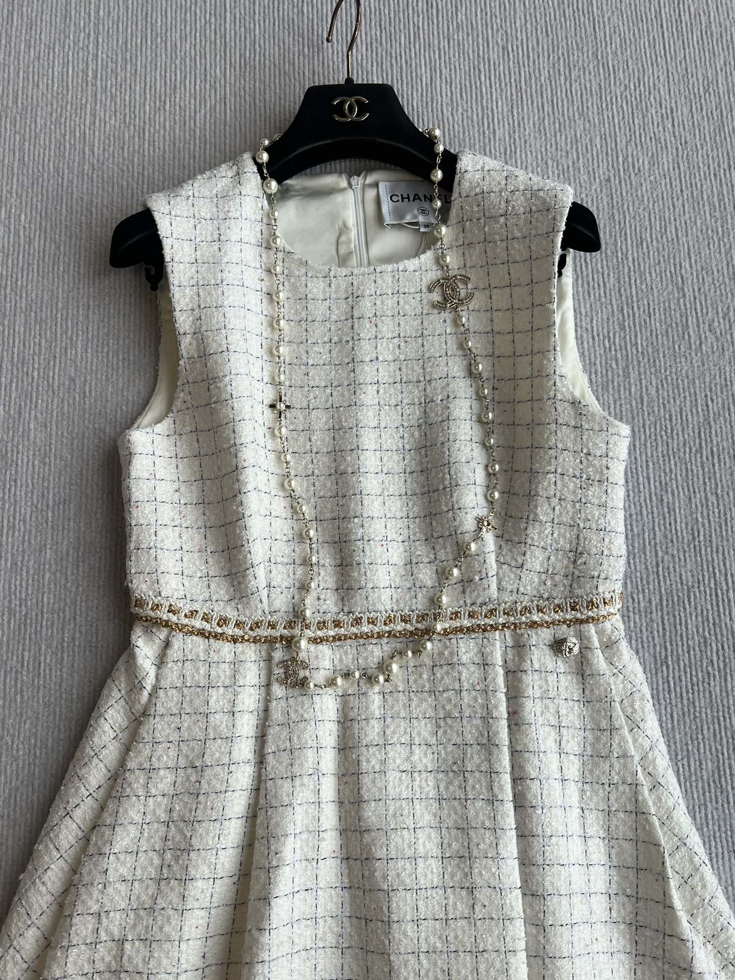 CC 25  Dress White Linen 300131