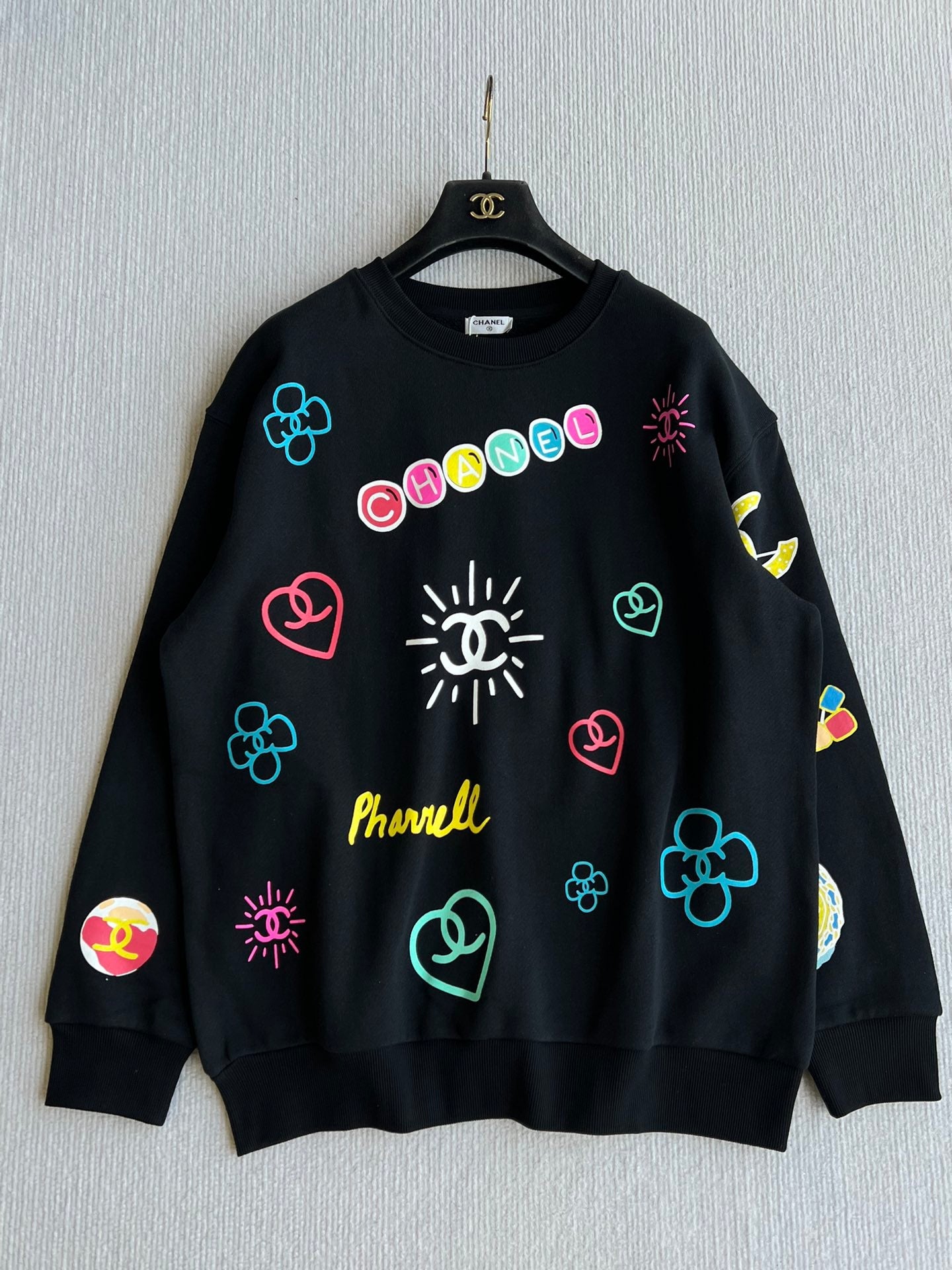 Chanel 25 Graffiti Crew Neck Sweatshirt Black Cotton 312091
