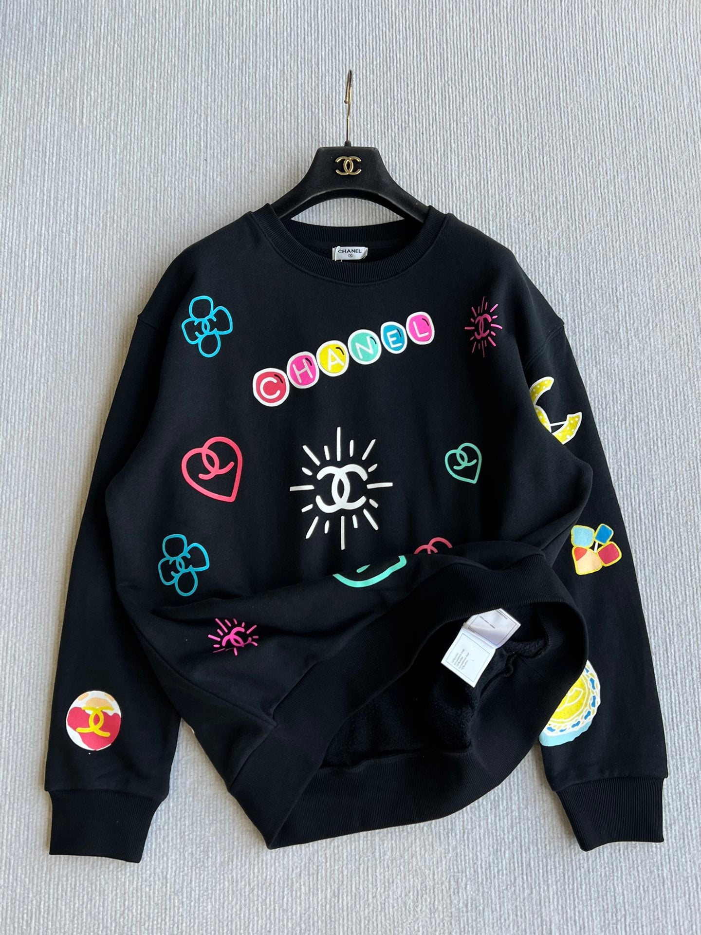 Chanel 25 Graffiti Crew Neck Sweatshirt Black Cotton 312091