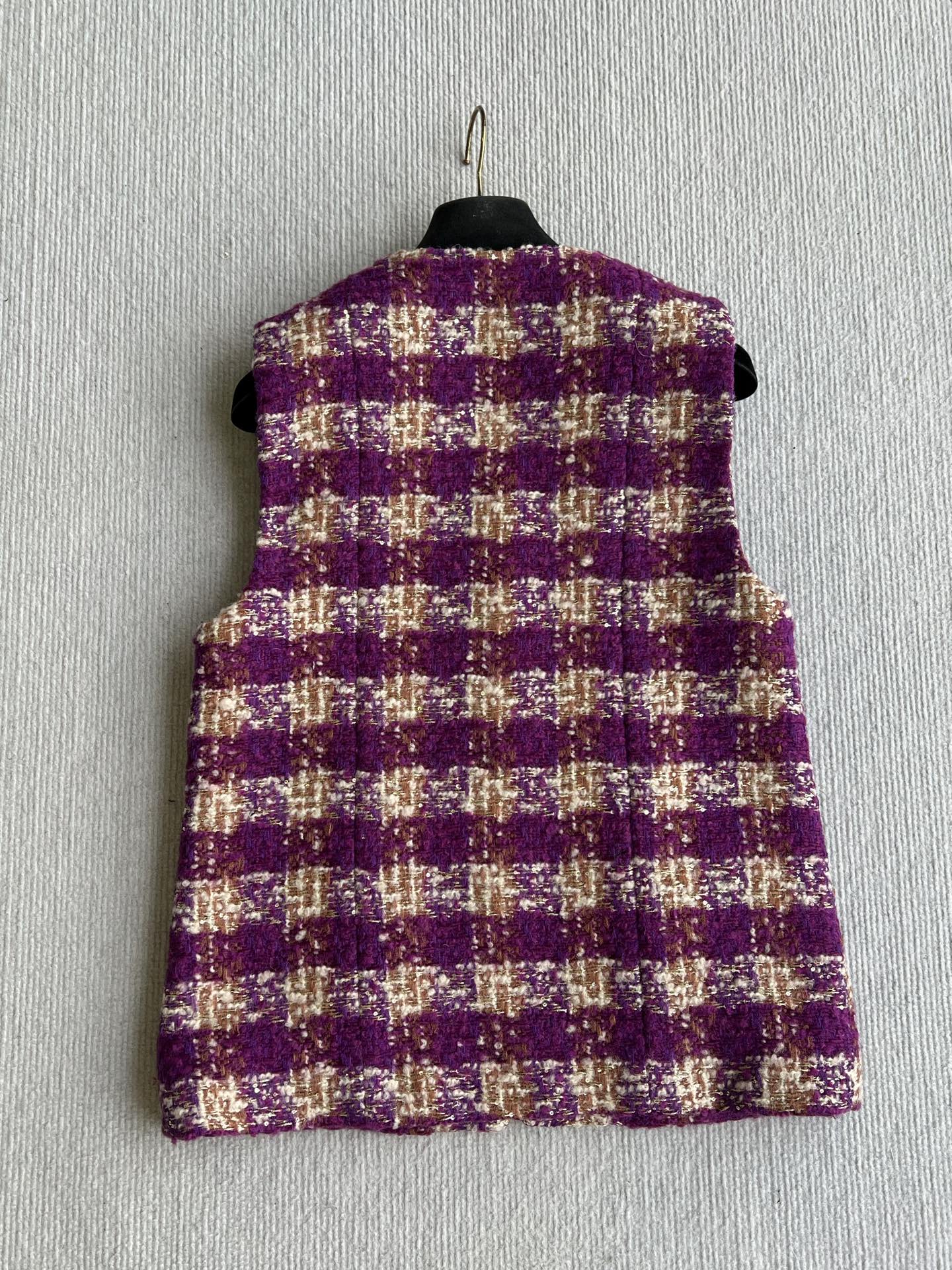 Chanel 2025 Plaid Tweed Vest Jacket Puprle Wool Polyester 325378
