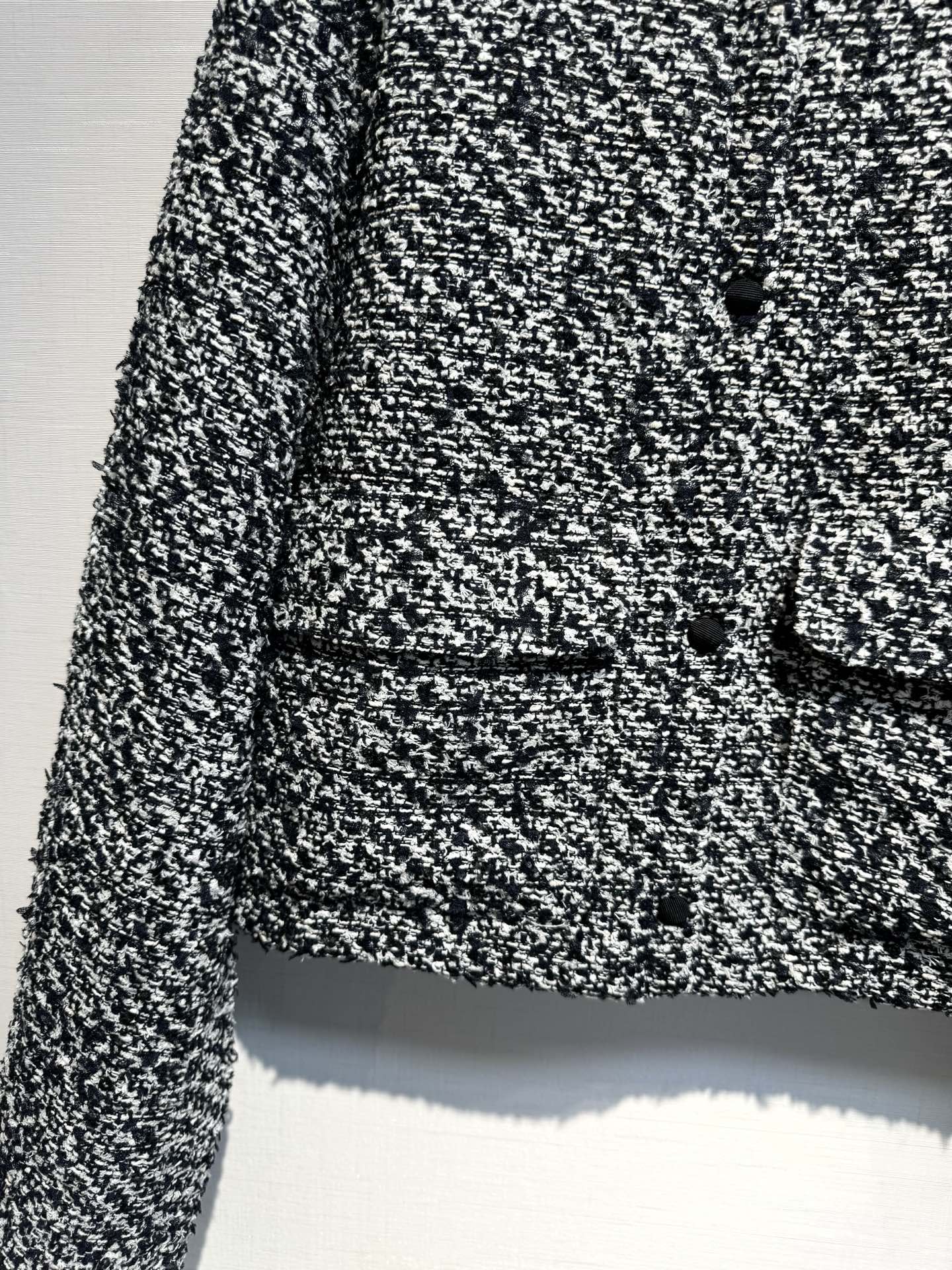 MC 2025 Jacket Black White Tweed Fabric