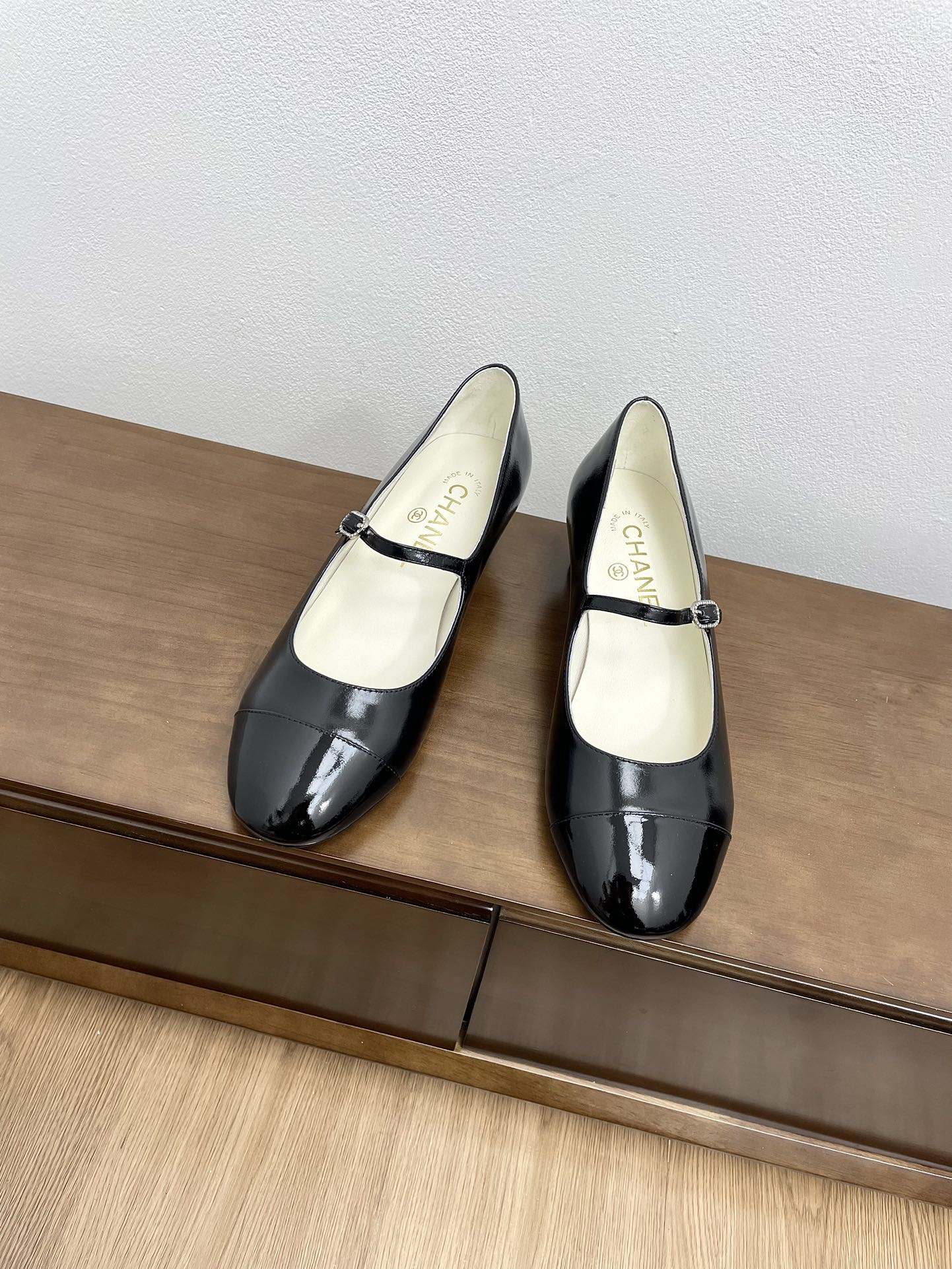 CC Mary Jane Black Cowhide