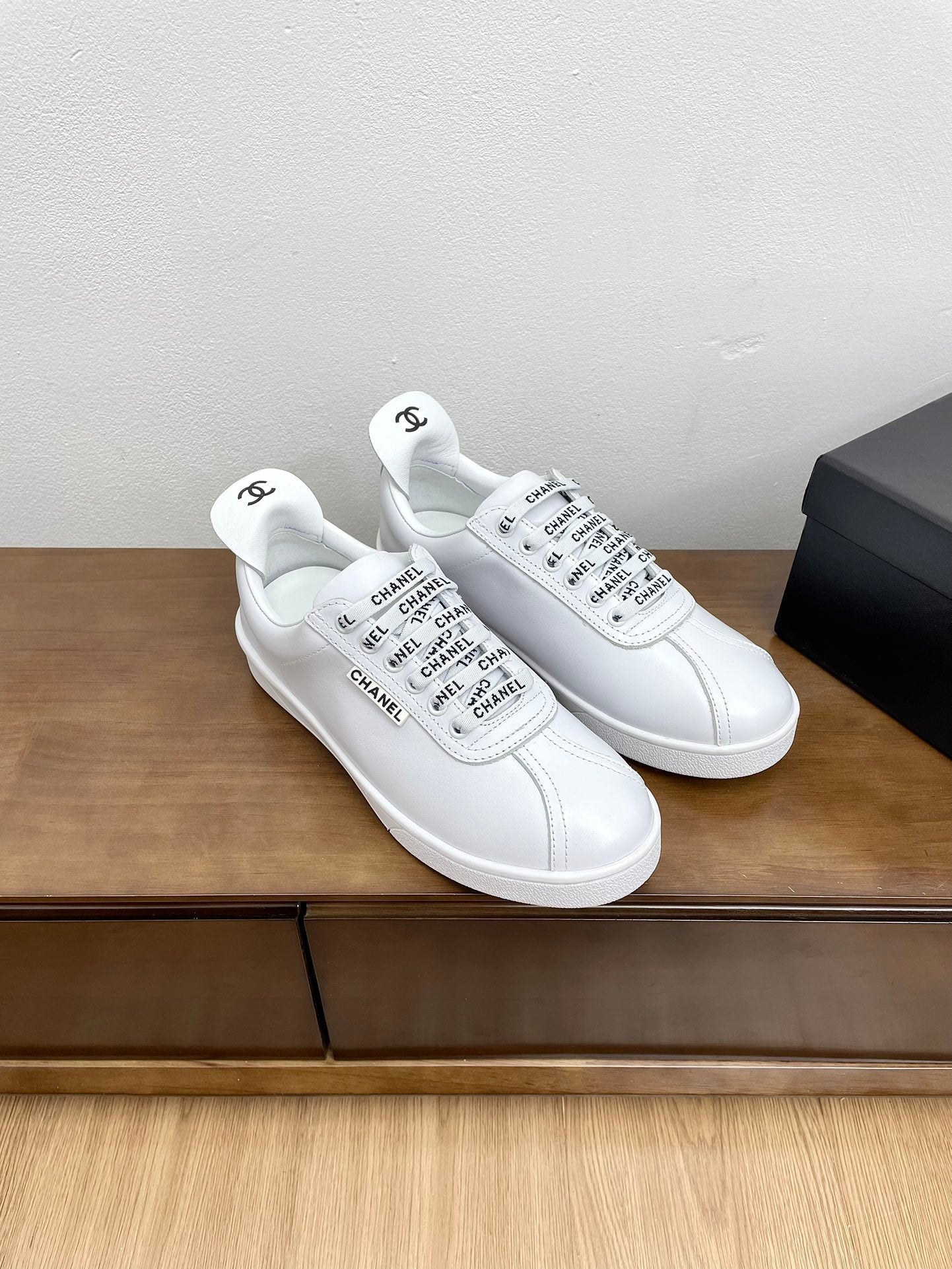 CC Classic Sneaker White Cowhide