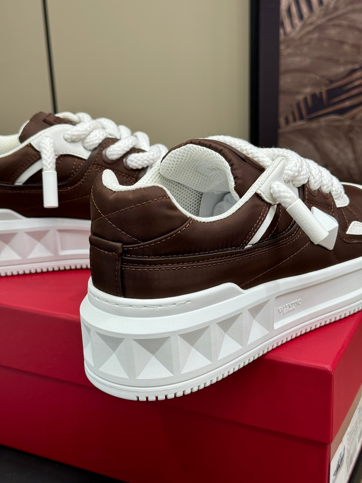 VT 2025 Sneakers Brown White Cowhide 548581