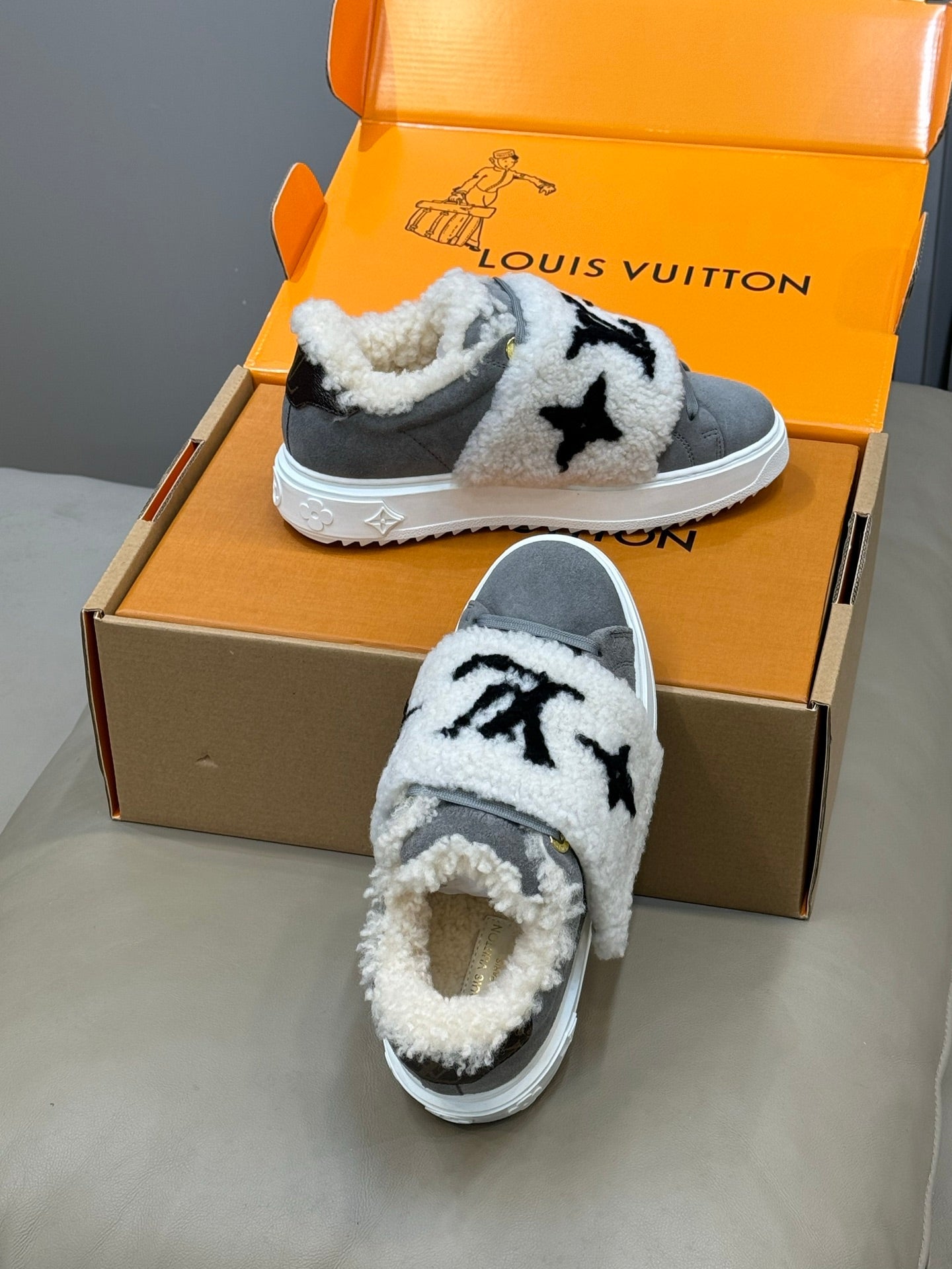 LV 25 Velcro Furry Sneakers Gray White Suede Wool 576950